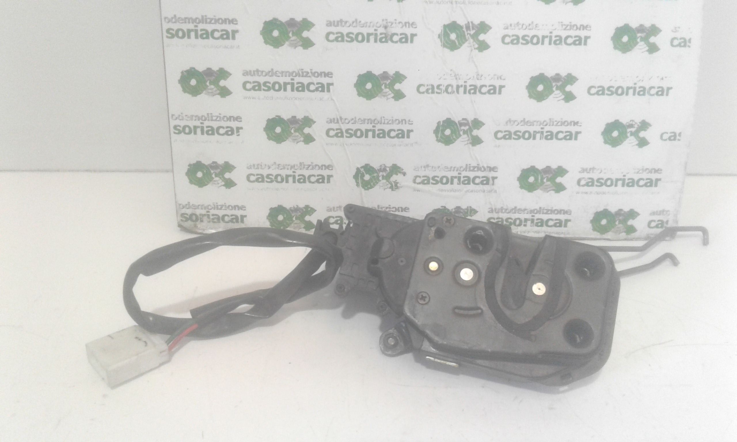 Serratura Porta Ant. Destro T00358310B Usato