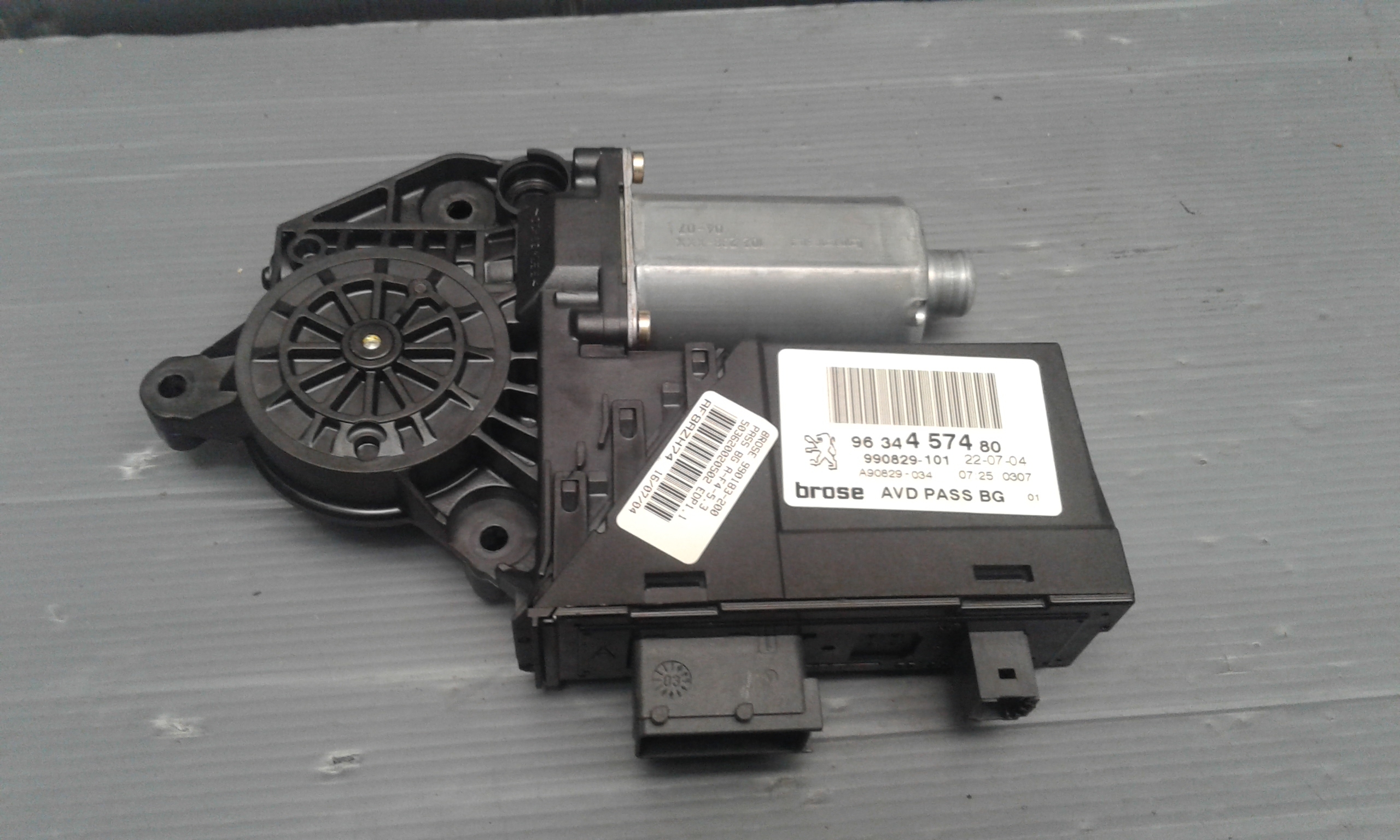 Motorino Alzacristallo Porta Ant. Destro 9222AZ Usato