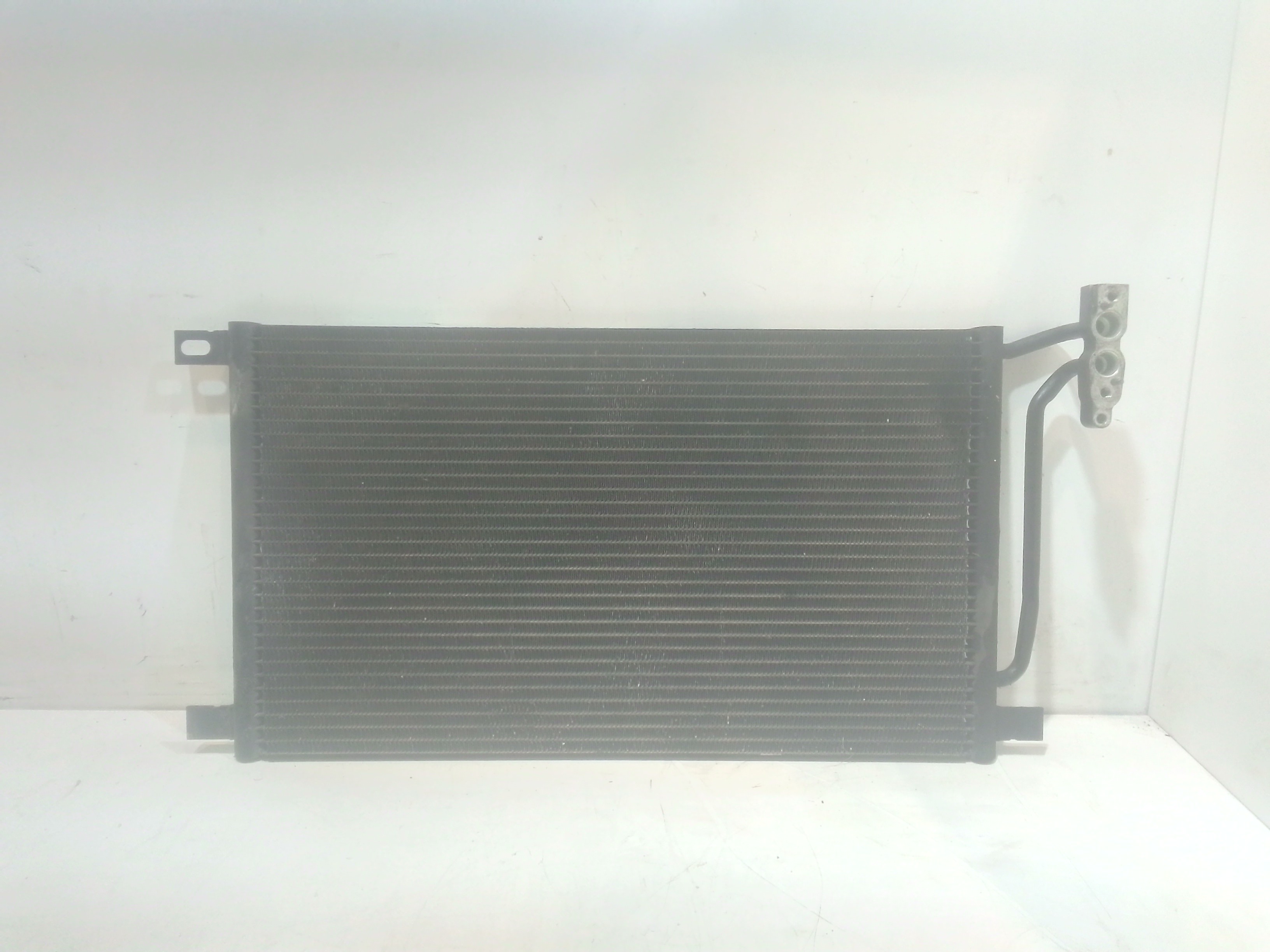 Radiatore Riscaldamento 64118372783 Usato