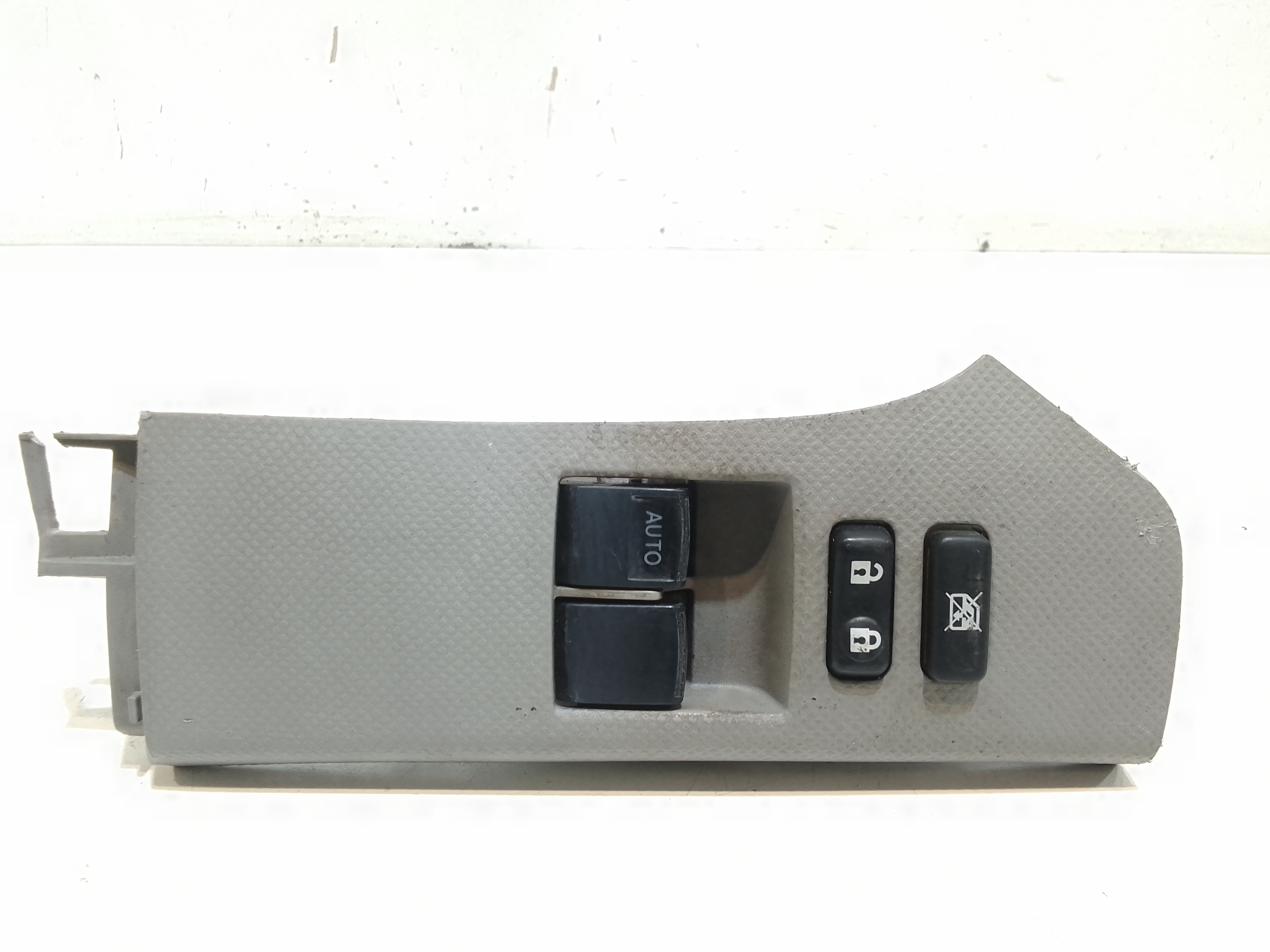 Interruttore Alzacristalli Porta Ant. Sinistro Usato