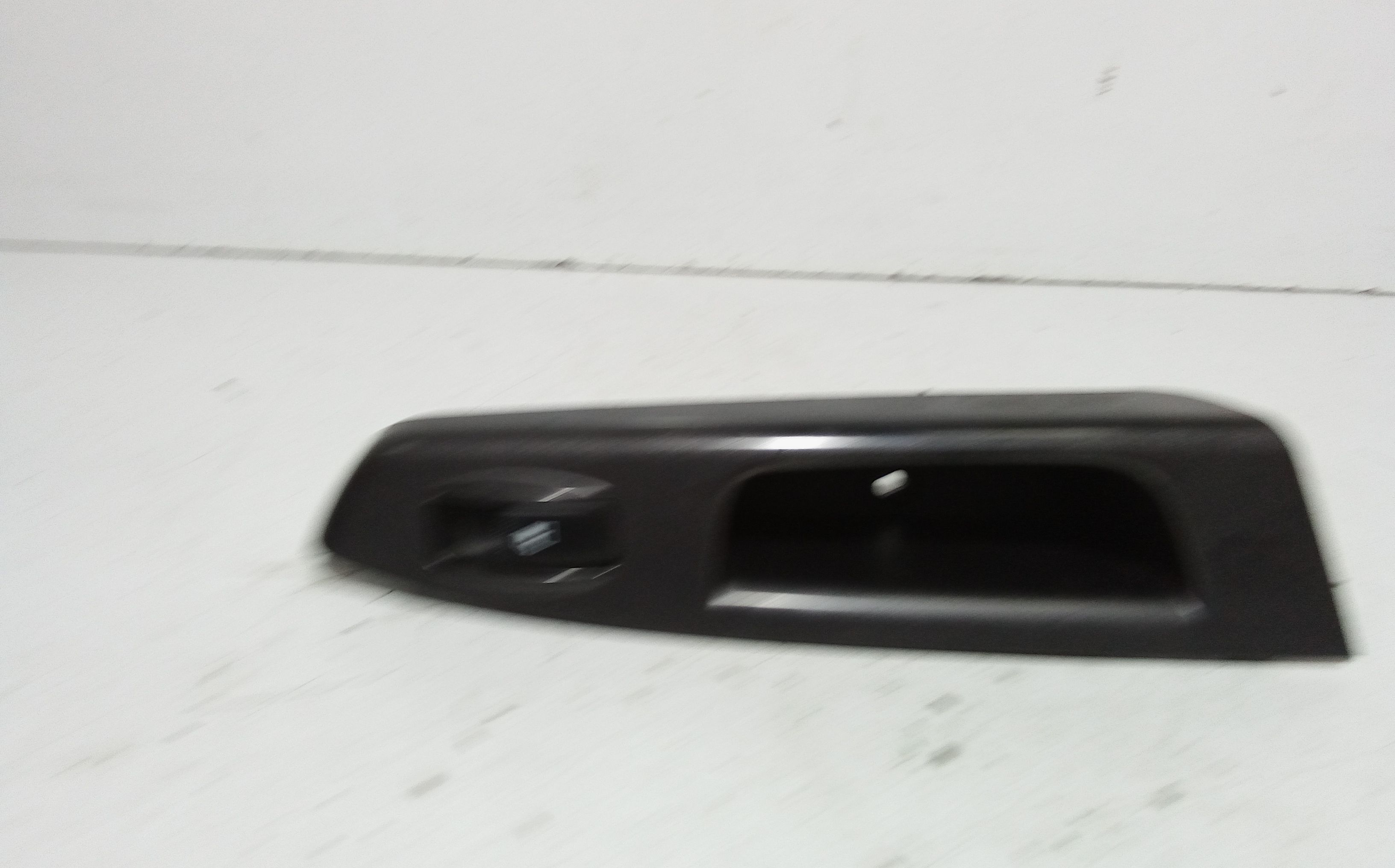 Interruttore Alzacristalli Porta Post. Sinistro Usato