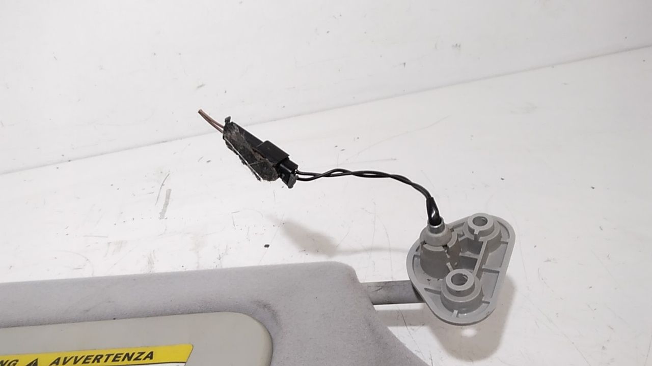 Aletta Parasole Parabrezza Destro A16381002107D68 Usato