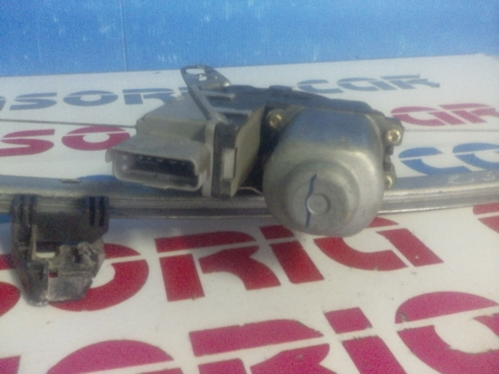 Alzacristallo Porta Ant. Destro 9222N6 Usato