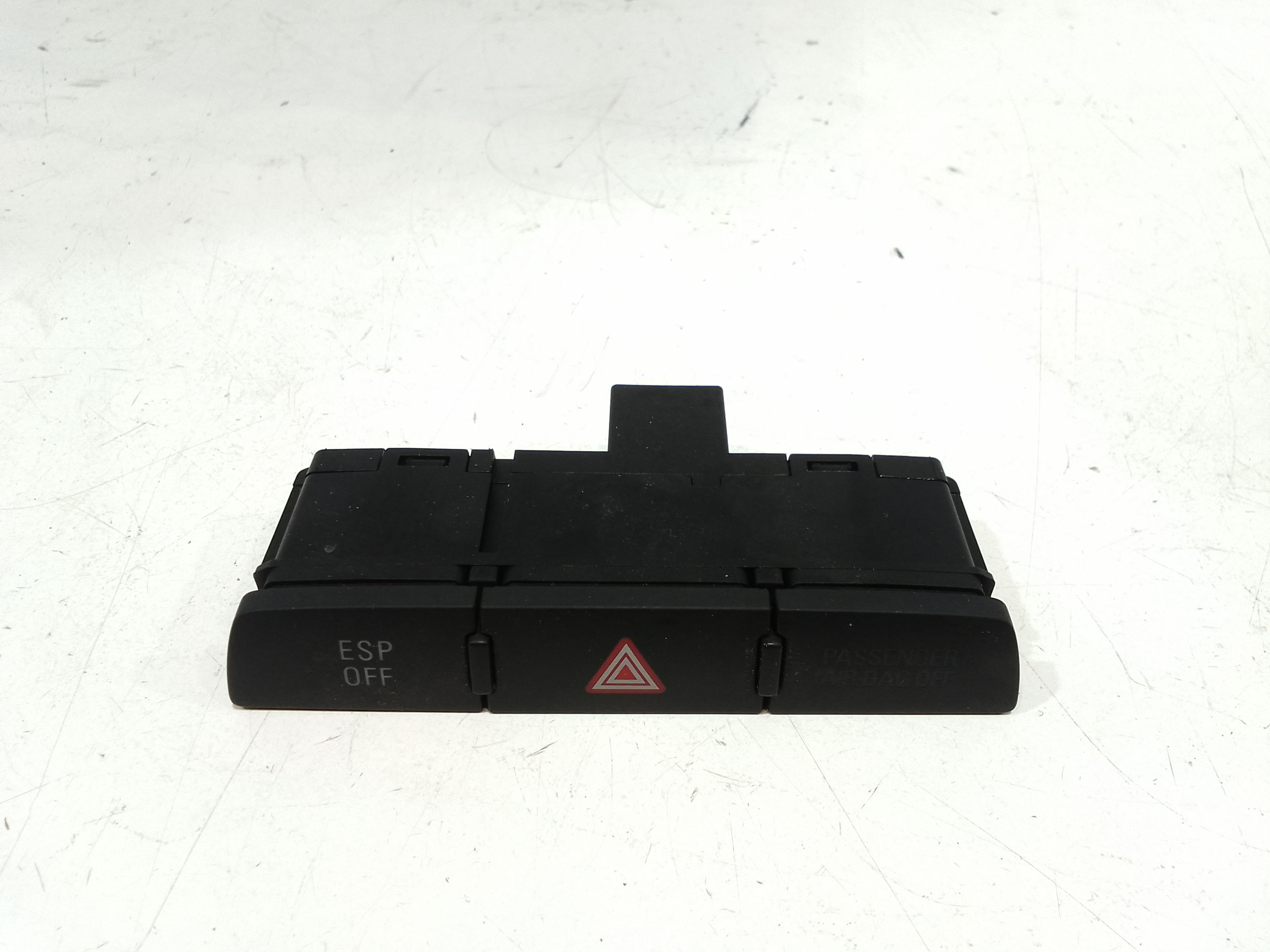 Interruttore Luci Emergenza 4L19271375PR Usato