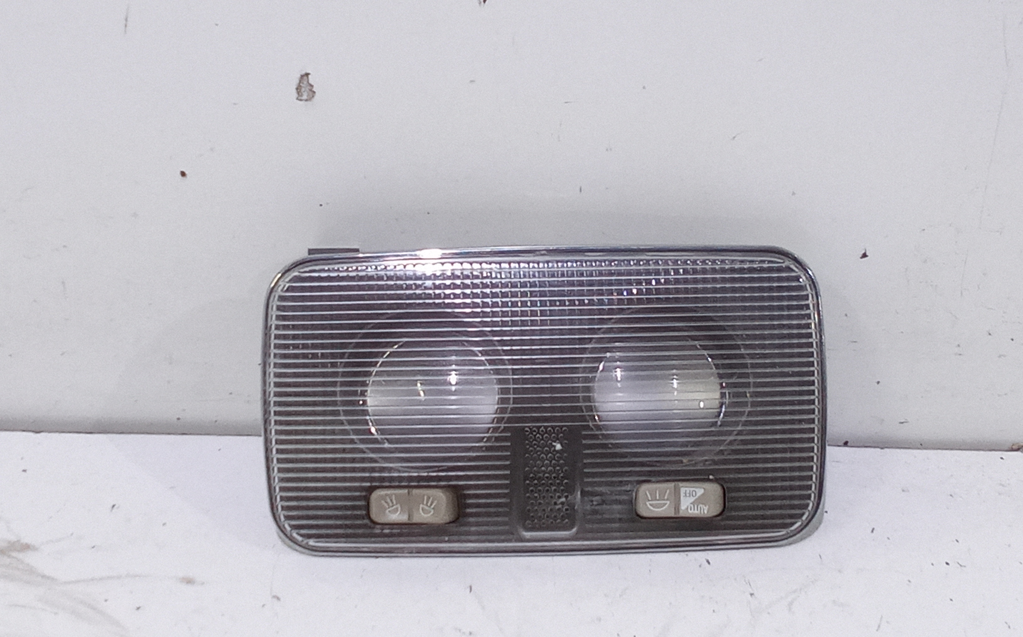 Luce Cortesia Ant. Tetto 156087243 Usato