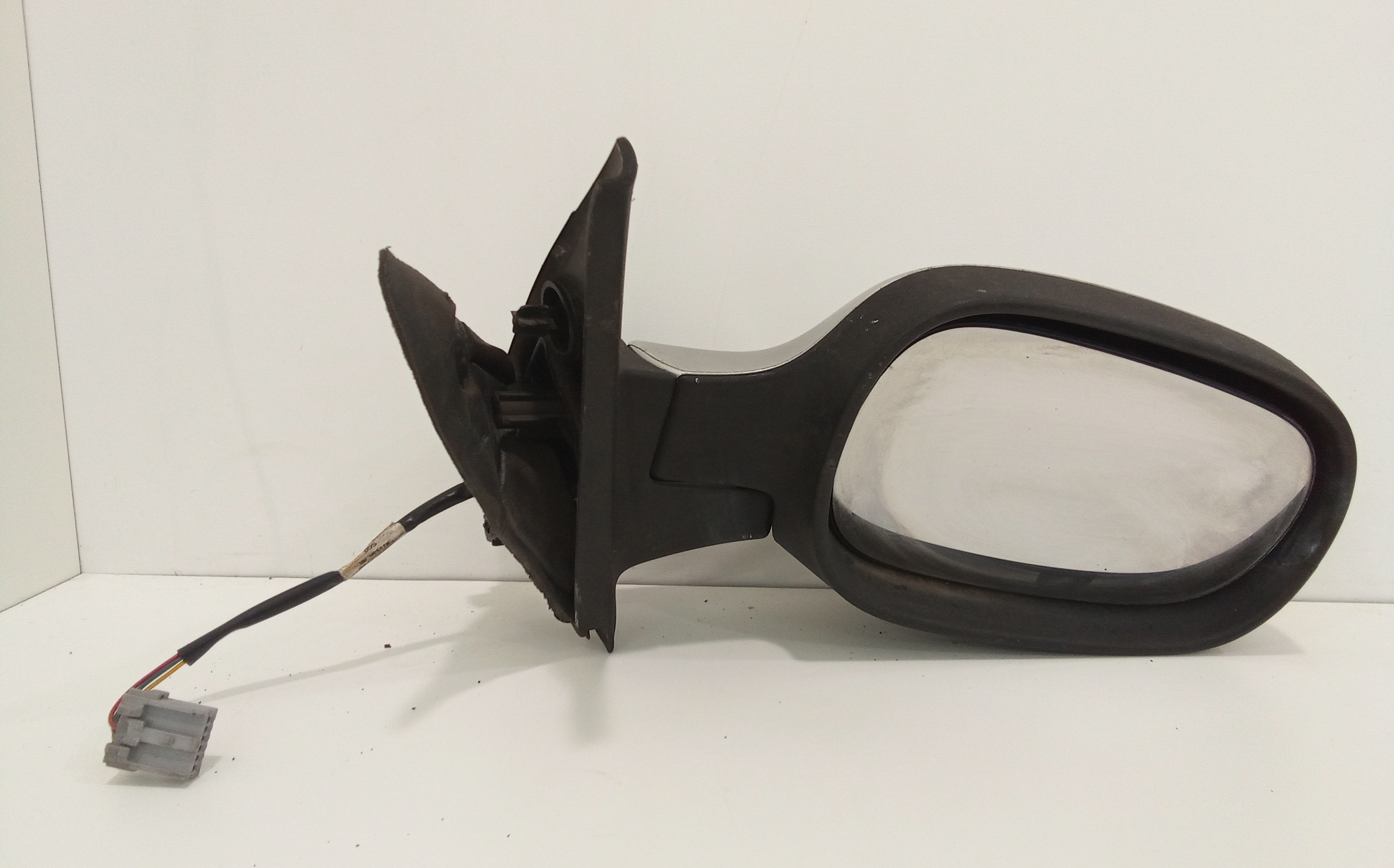 Retrovisore Est. Destro Usato