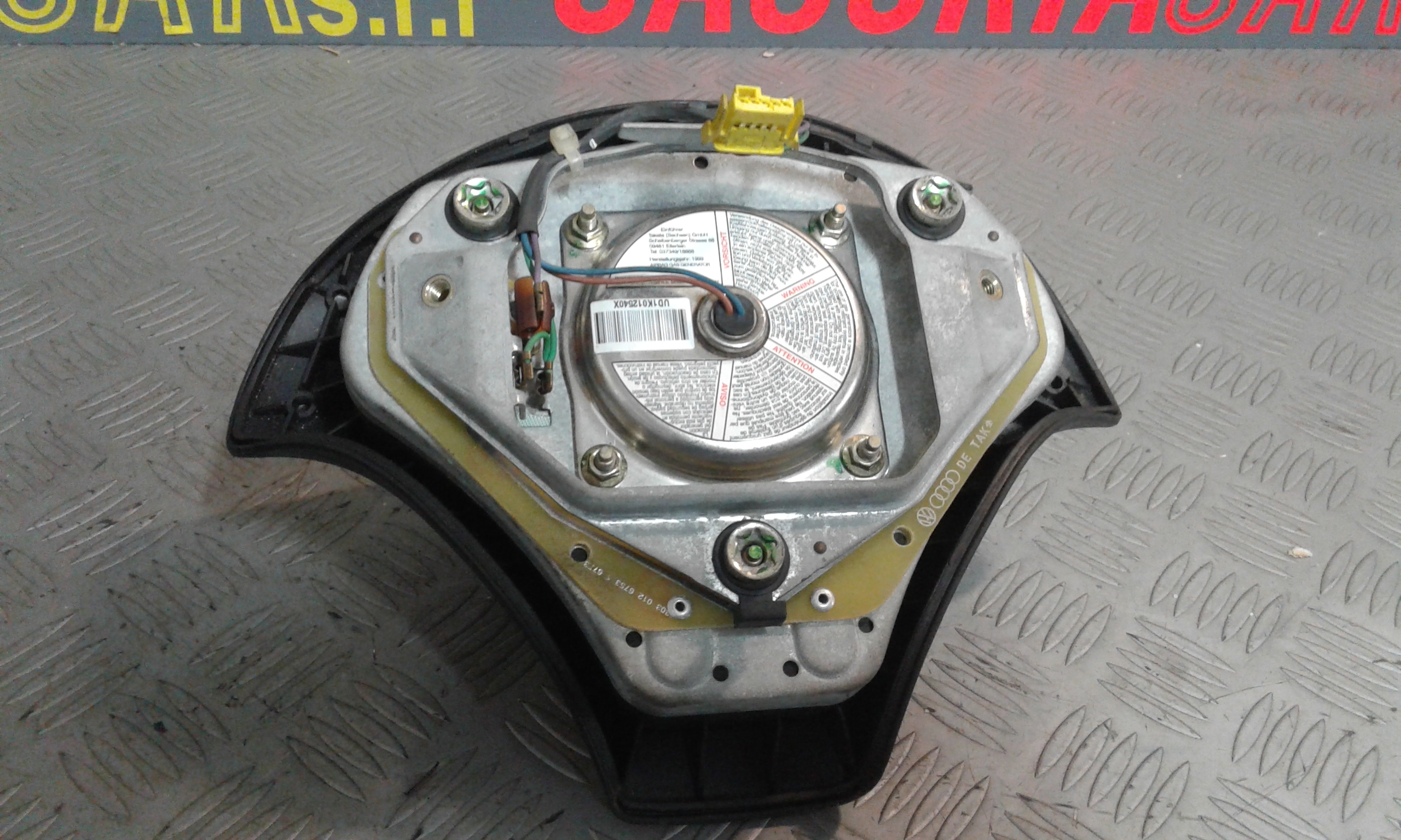 Dispositivo Airbag Lato Guida 4B0880201Q01C Usato