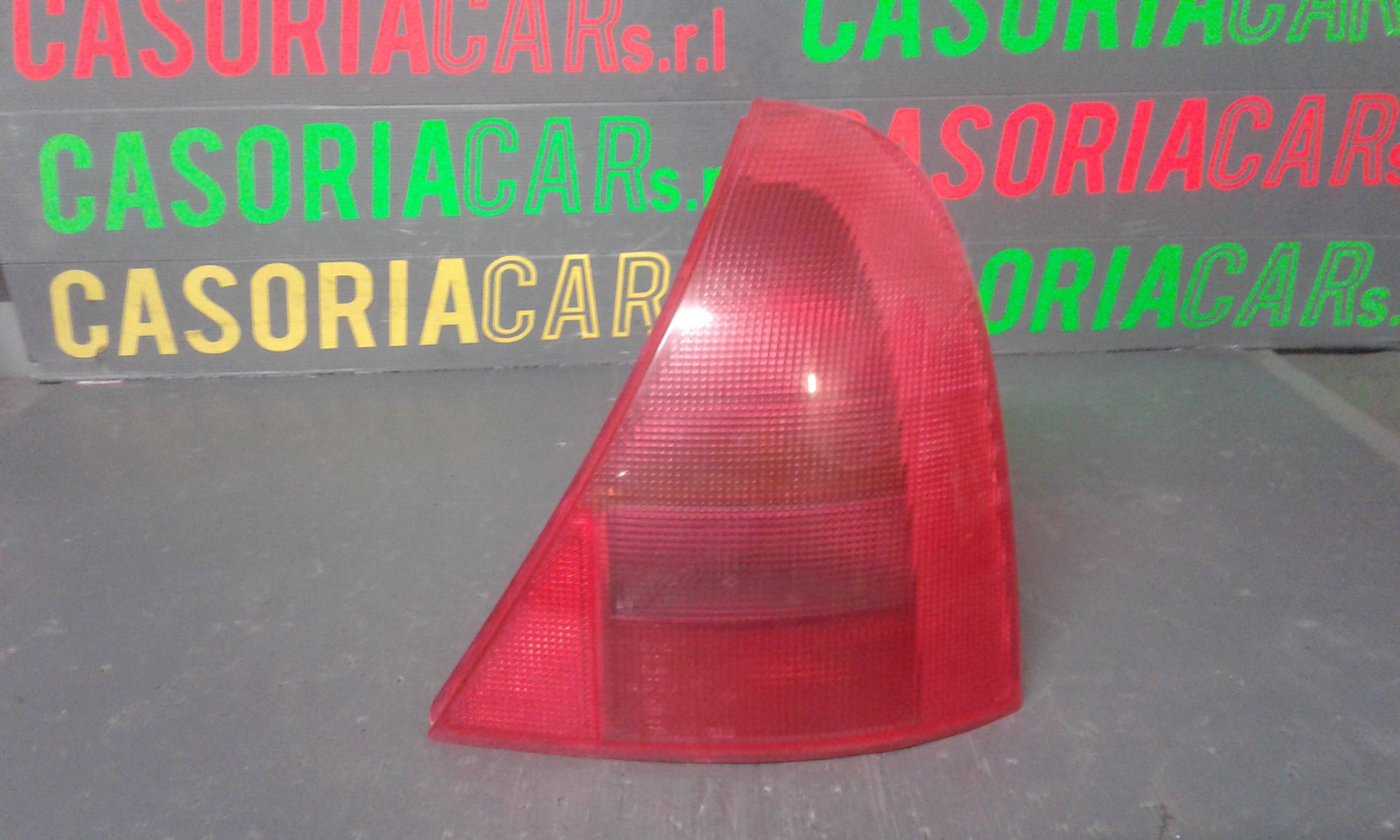 Fanale Post. Destro 7701039013 Usato