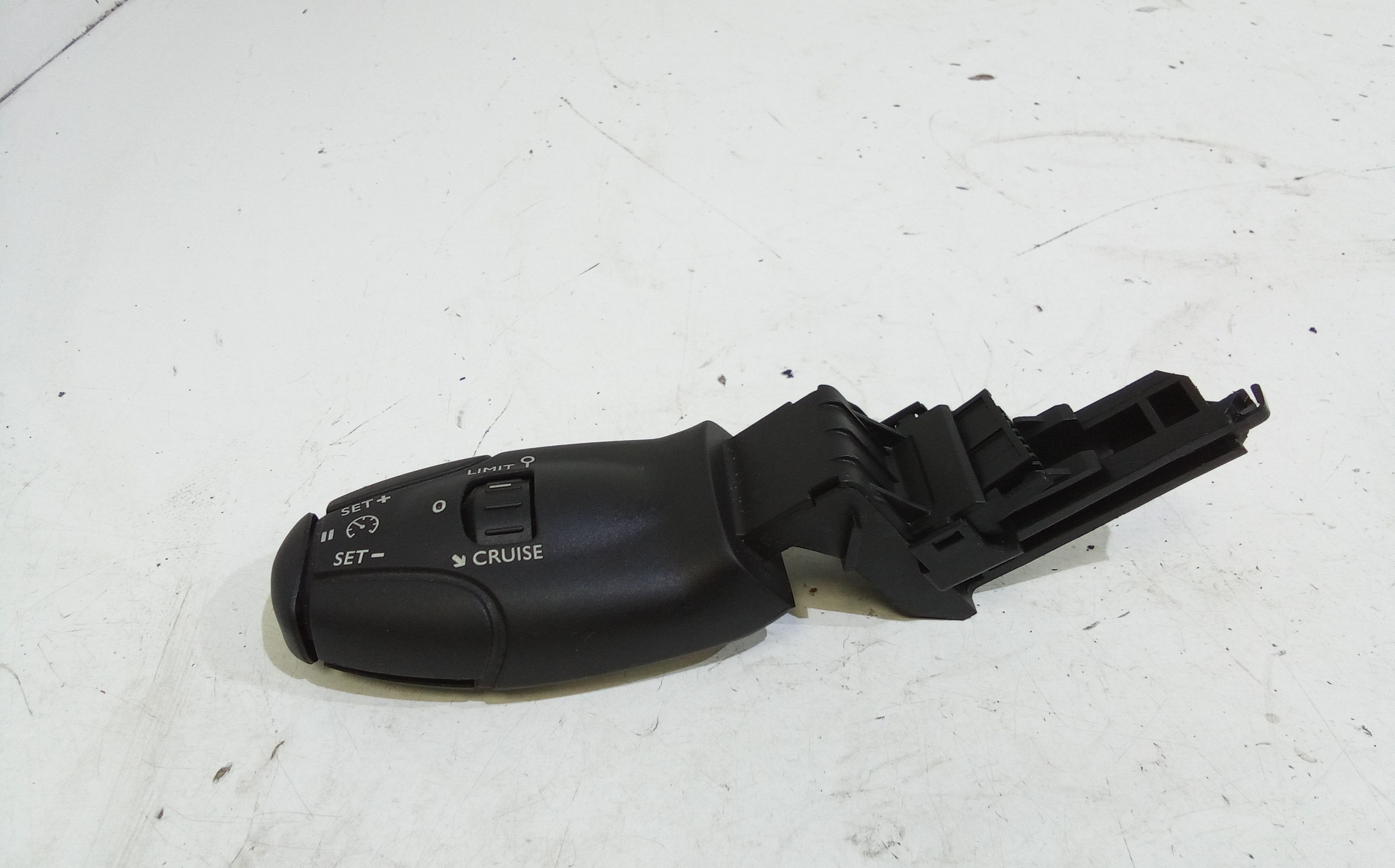 Blocco Comandi Regolatore Velocità 6242Z9 Usato