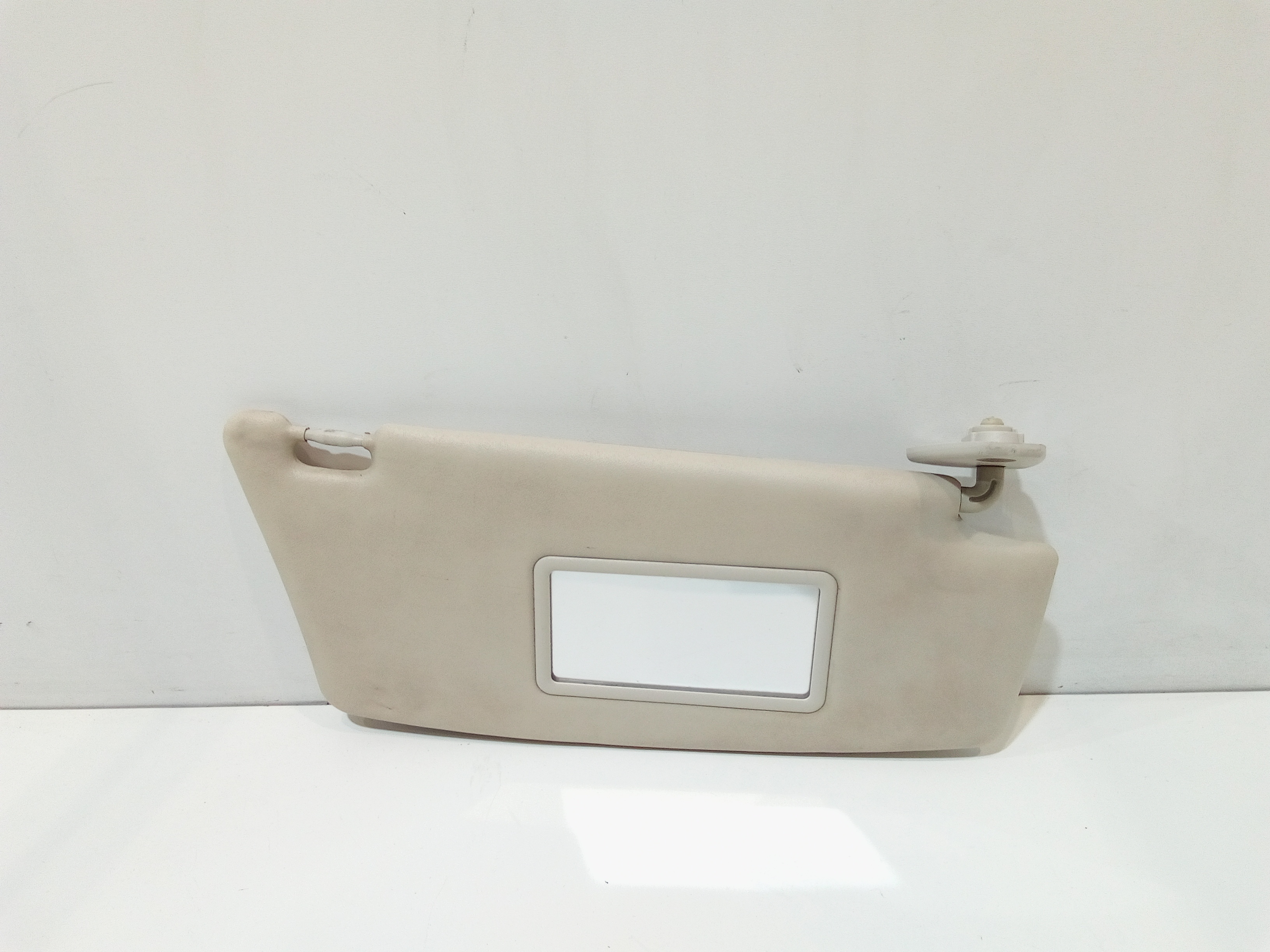 Aletta Parasole Parabrezza Destro 735407871 Usato