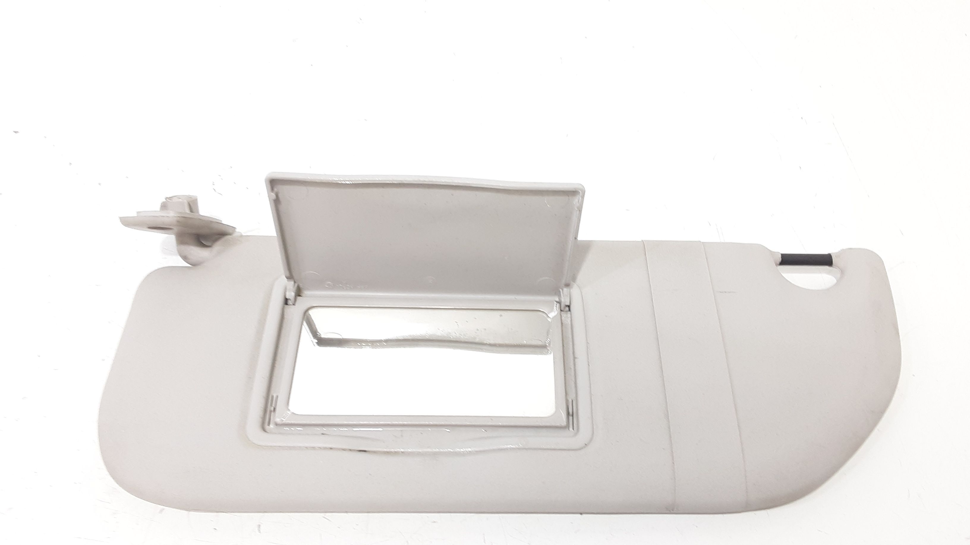 Aletta Parasole Parabrezza Sinistro 0474109010 Usato