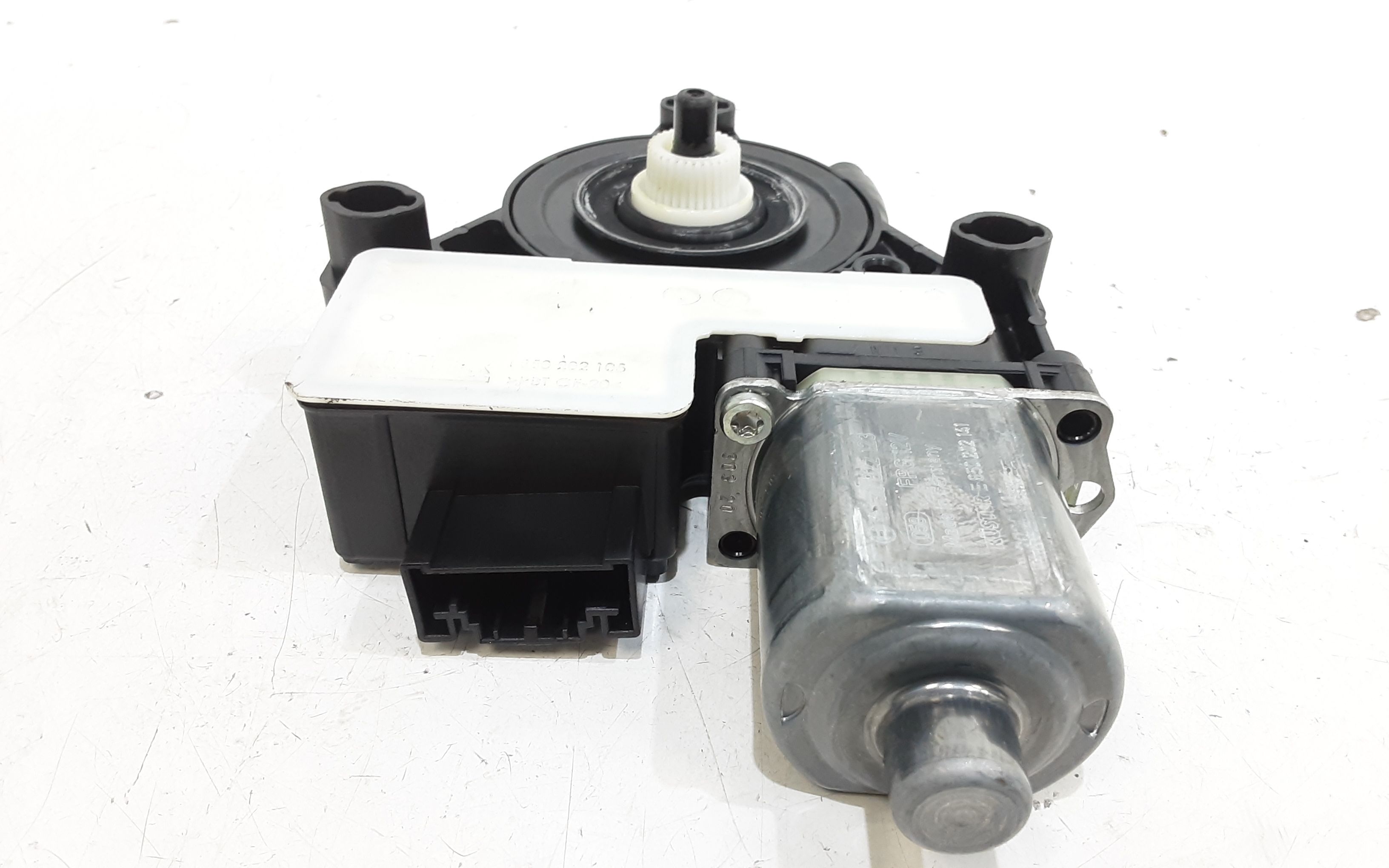 Motorino Alzacristallo Porta Post. Destro 5Q0959407C Usato