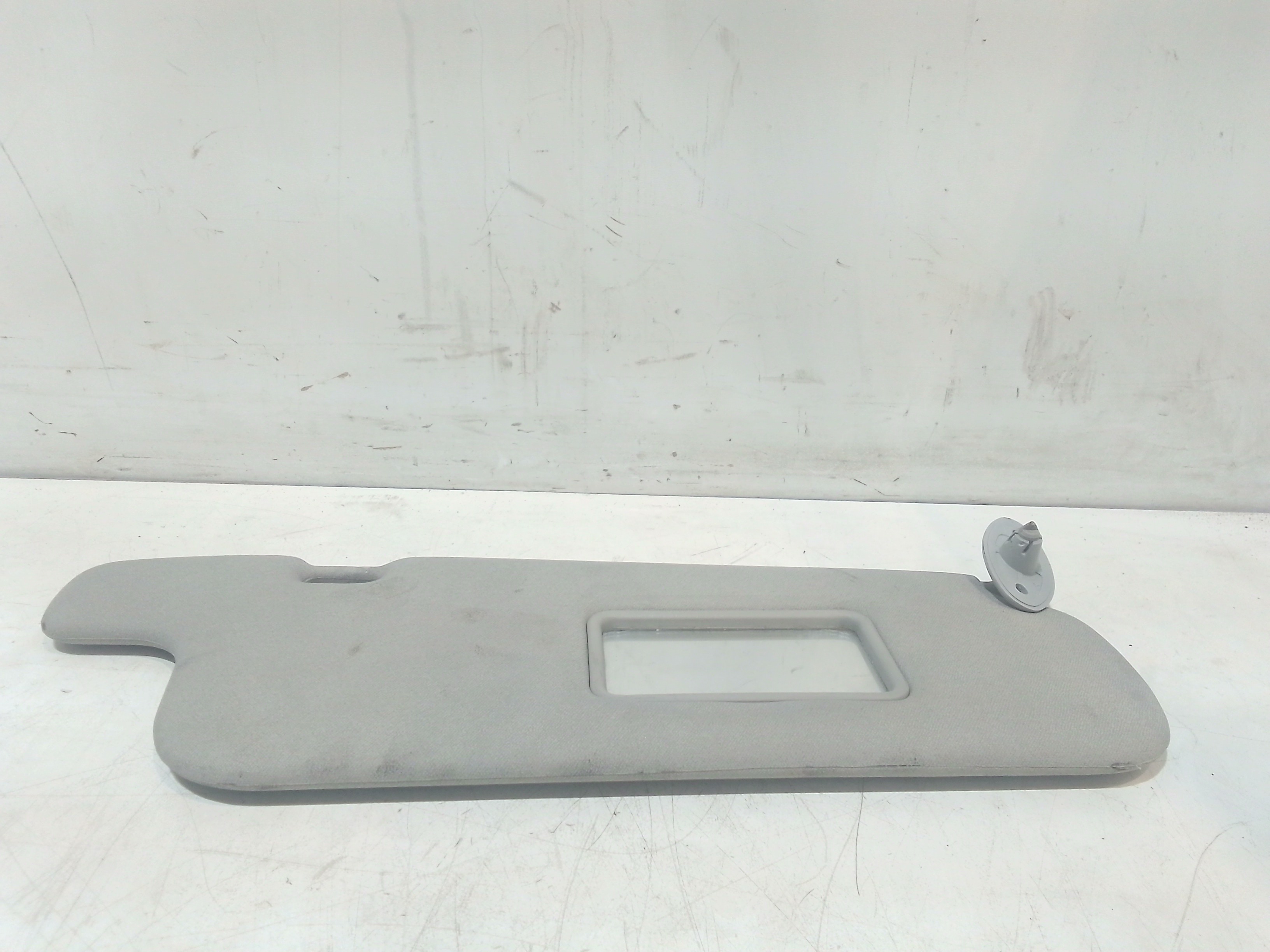 Aletta Parasole Parabrezza Destro 743100D011B0 Usato