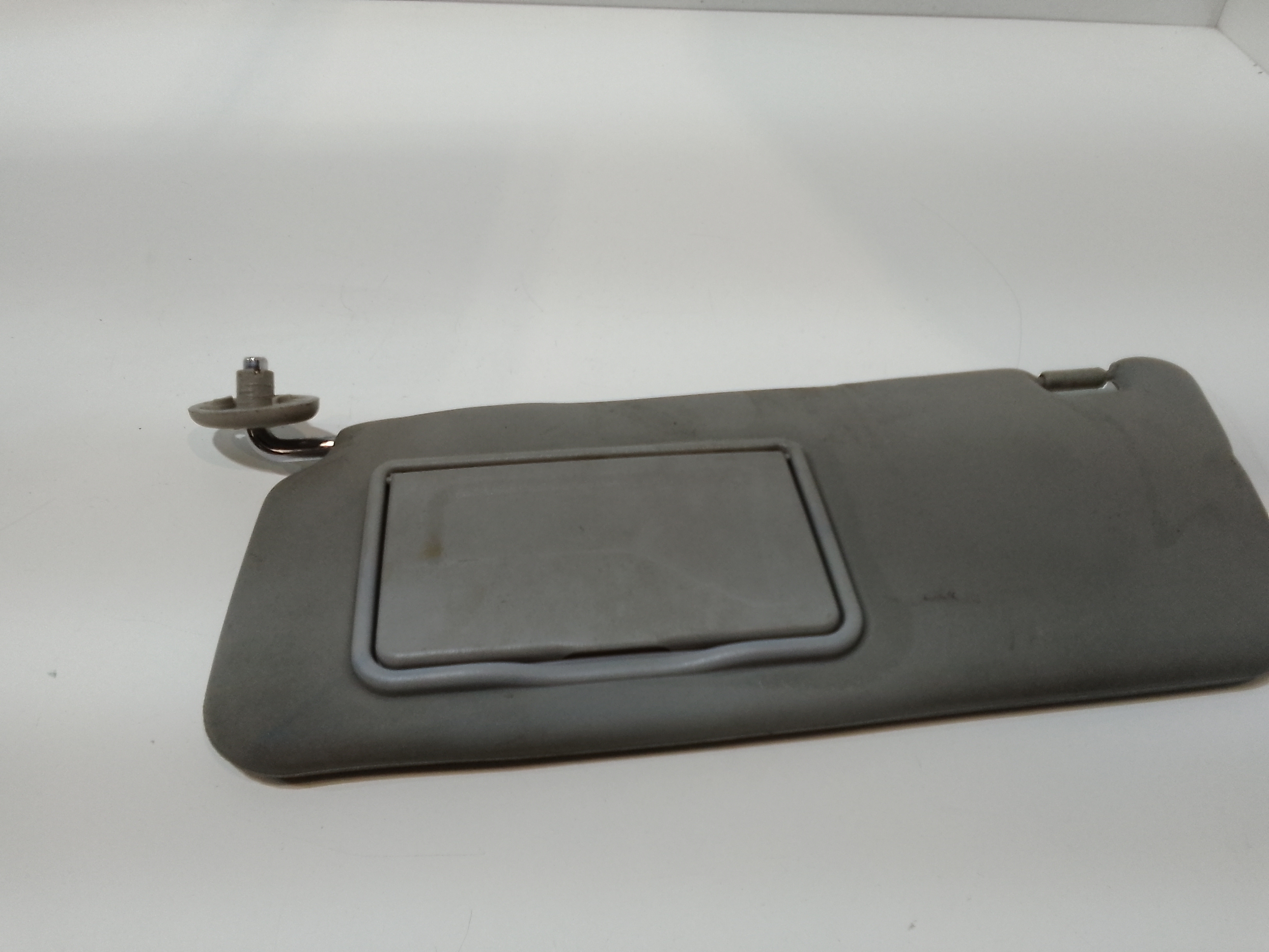 Aletta Parasole Parabrezza Sinistro 96643544 Usato