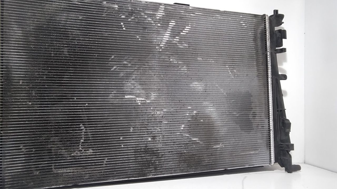 Radiatore 214108175R Usato