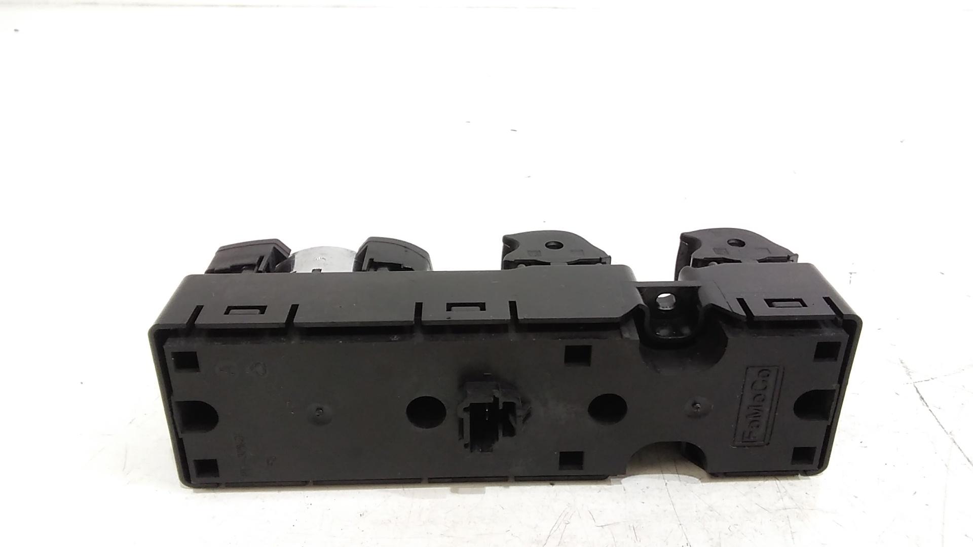 Interruttore Alzacristalli Porta Ant. Sinistro Usato