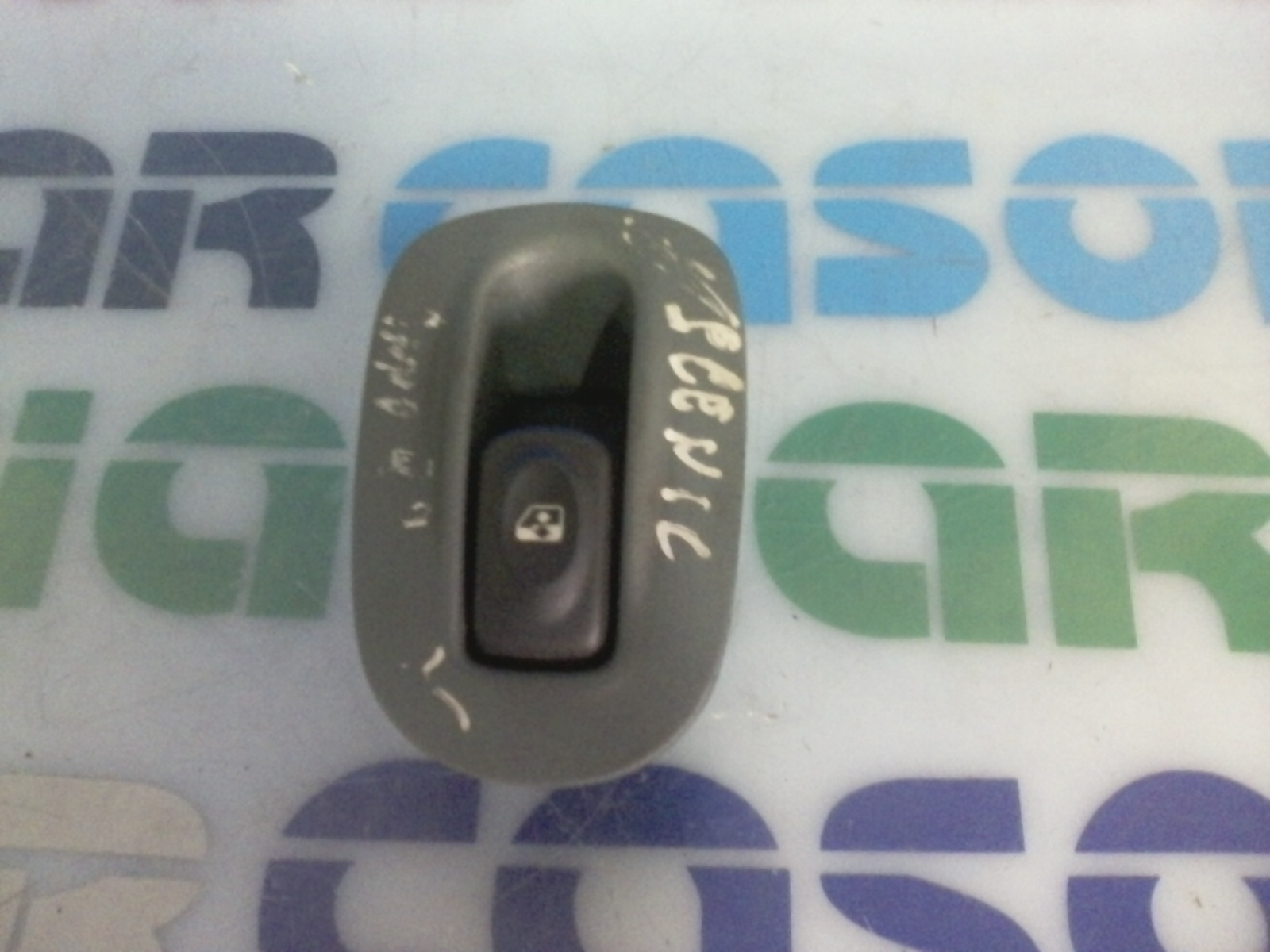 Interruttore Alzacristalli Porta Ant. Destro Usato