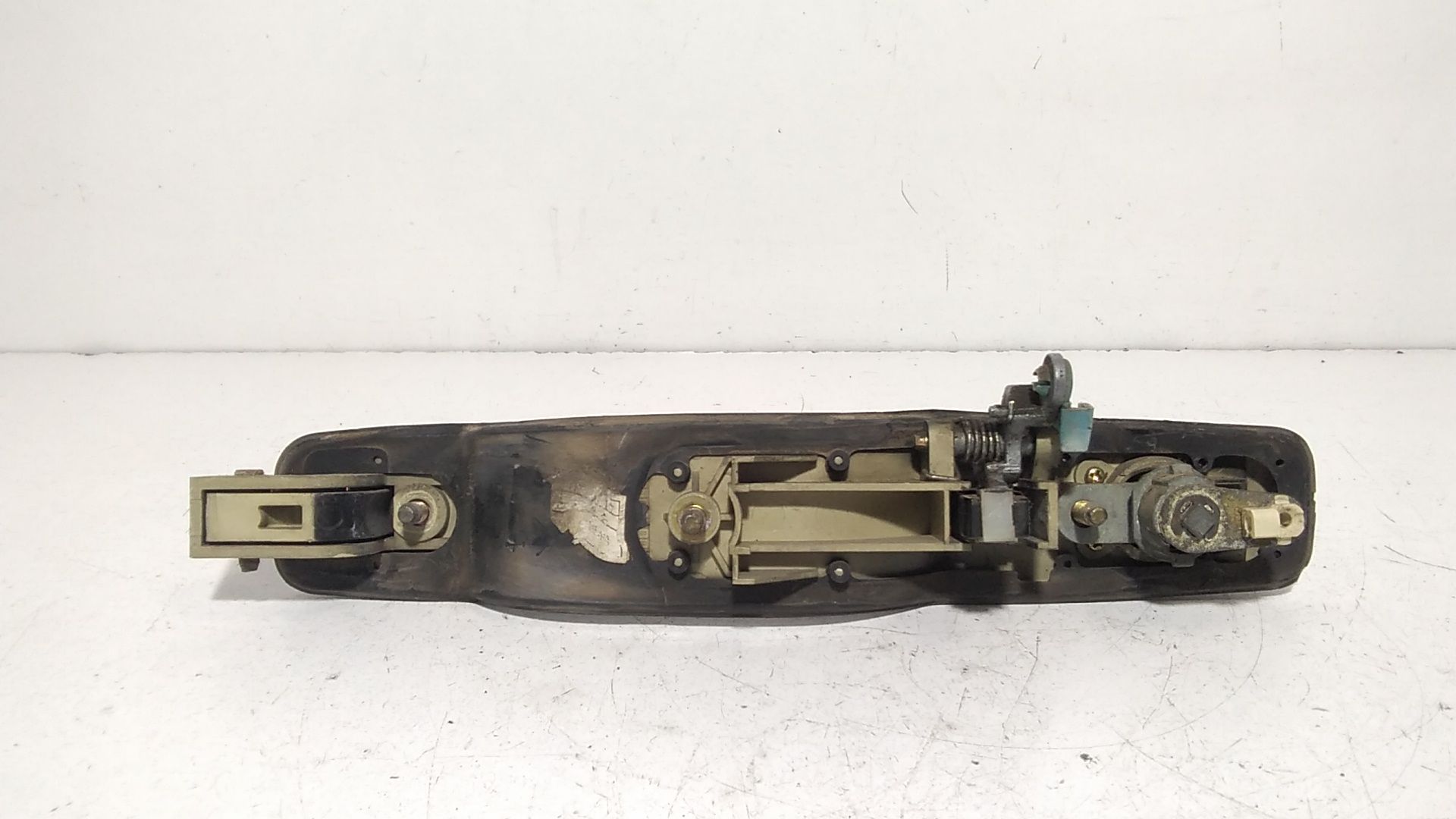 Maniglia Porta Ant. Destro 7246008010SAF Usato