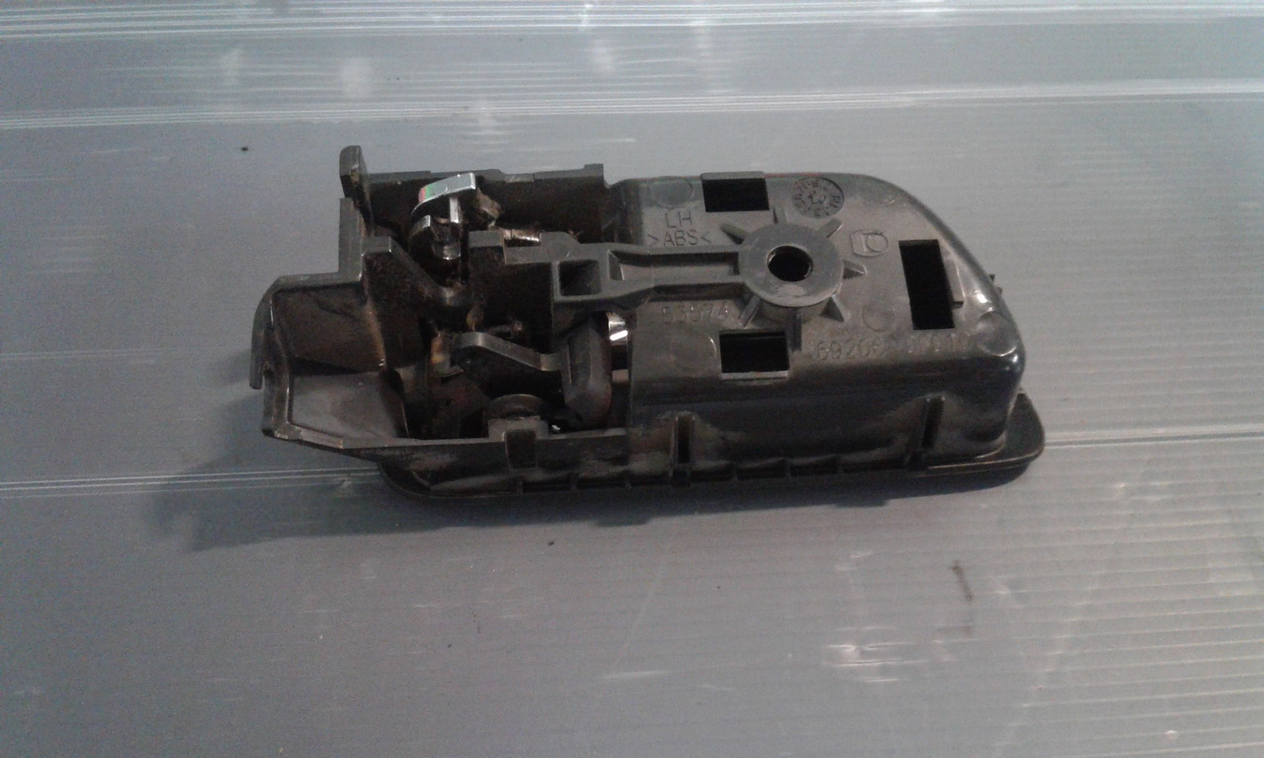 Maniglia Int. Apertura Porta Post. Sinistro 6920602110B0 Usato