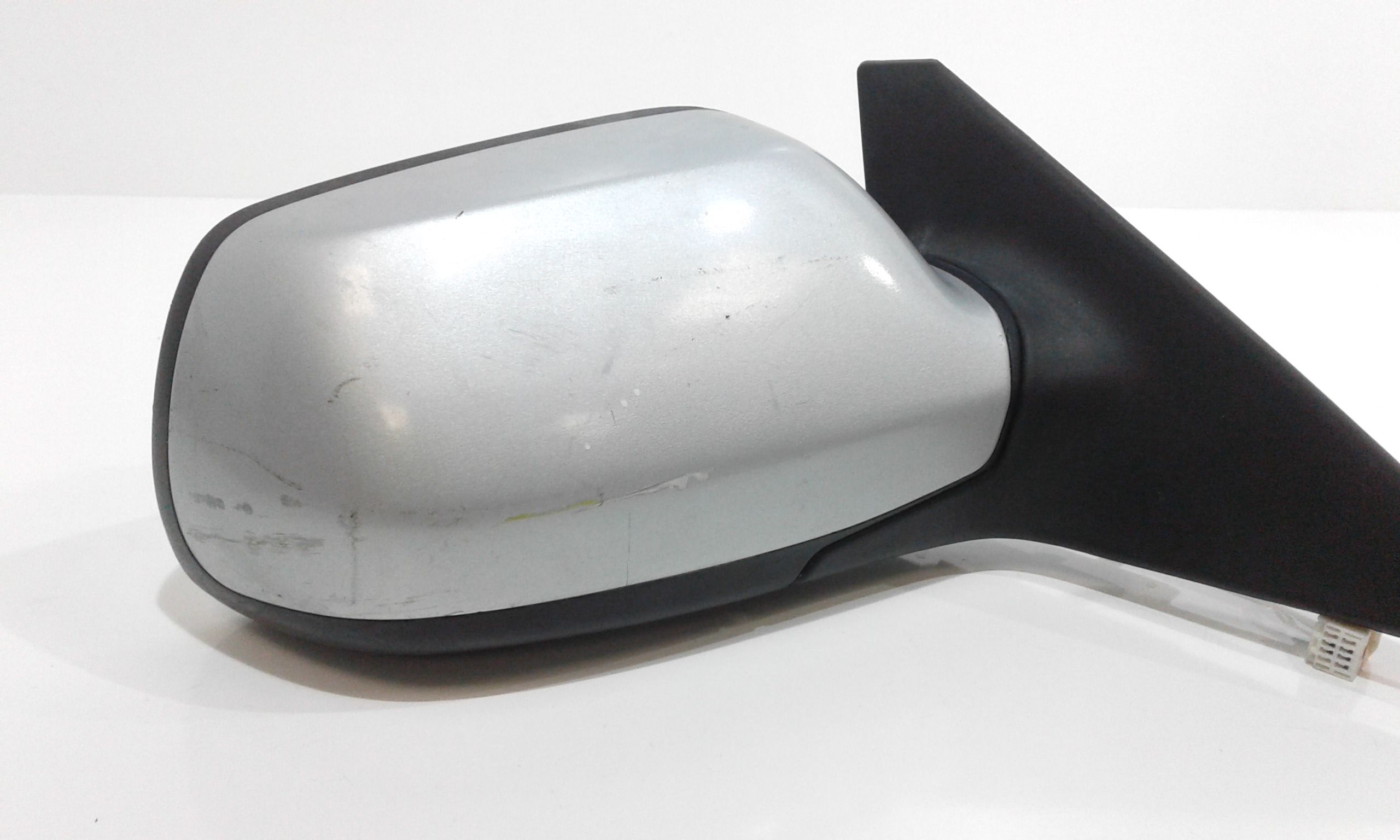 Retrovisore Est. Destro Usato