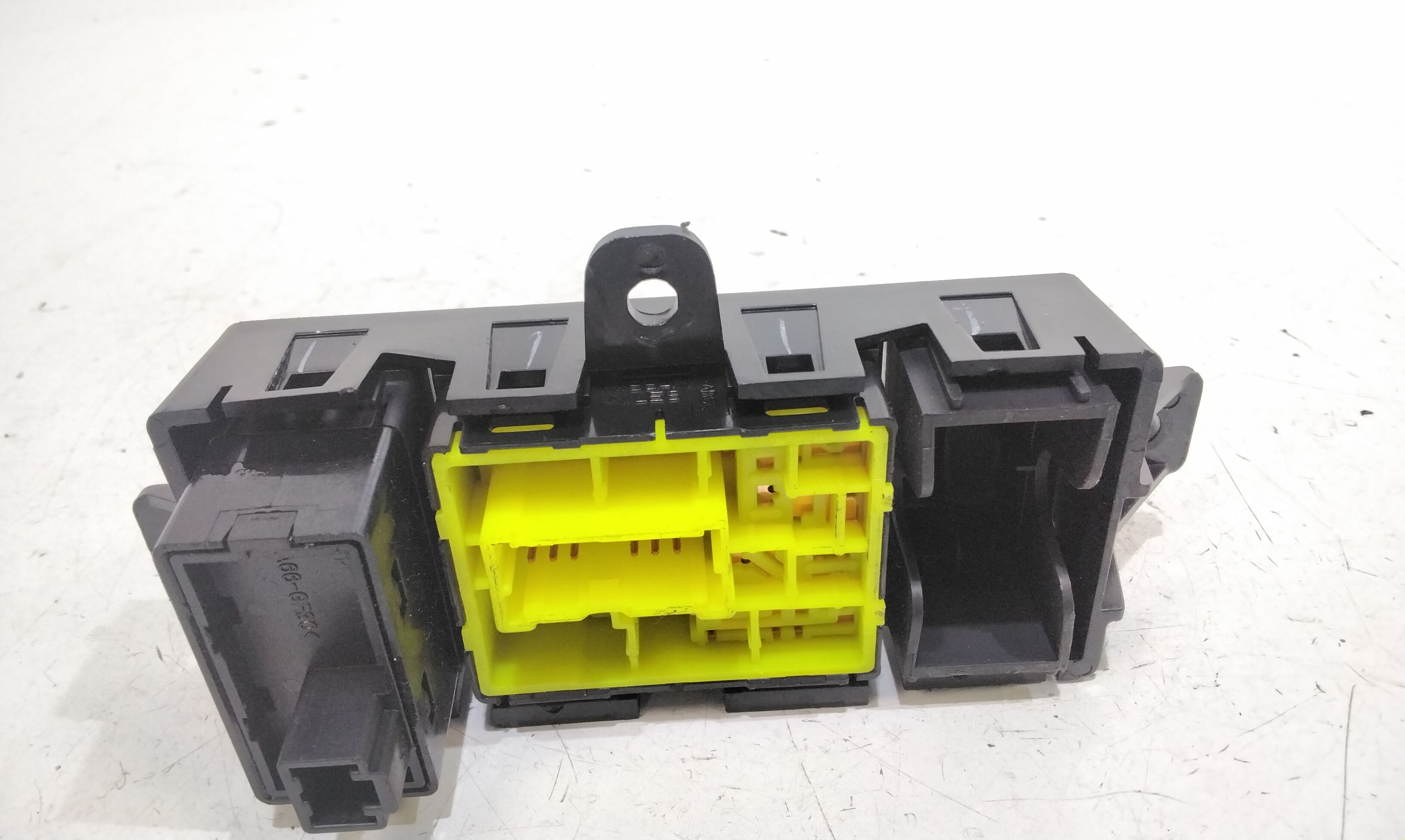 Interruttore Regolazione Retrovisore Est. 255701HA2K Usato