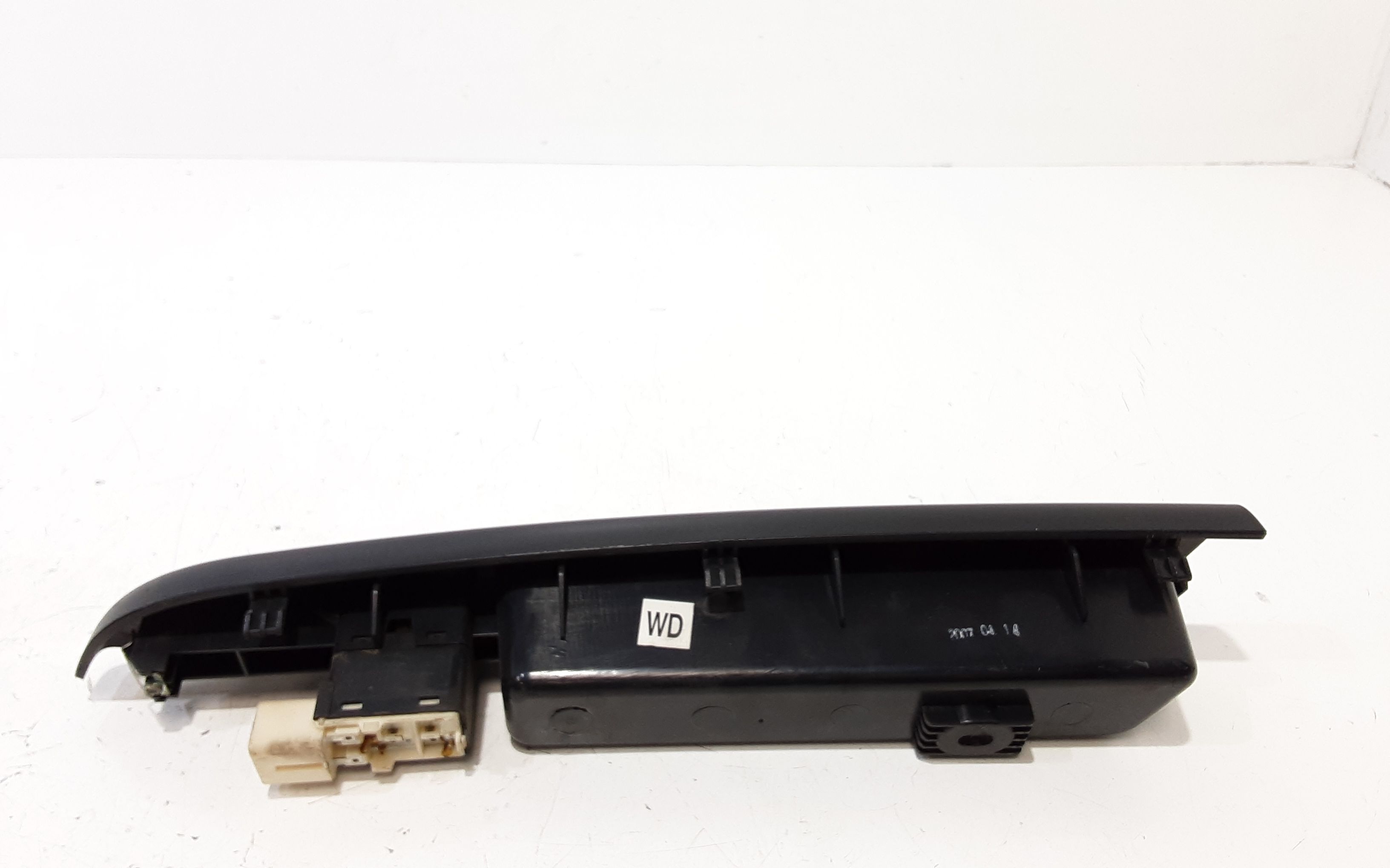 Interruttore Alzacristalli Porta Ant. Destro 96451917 Usato