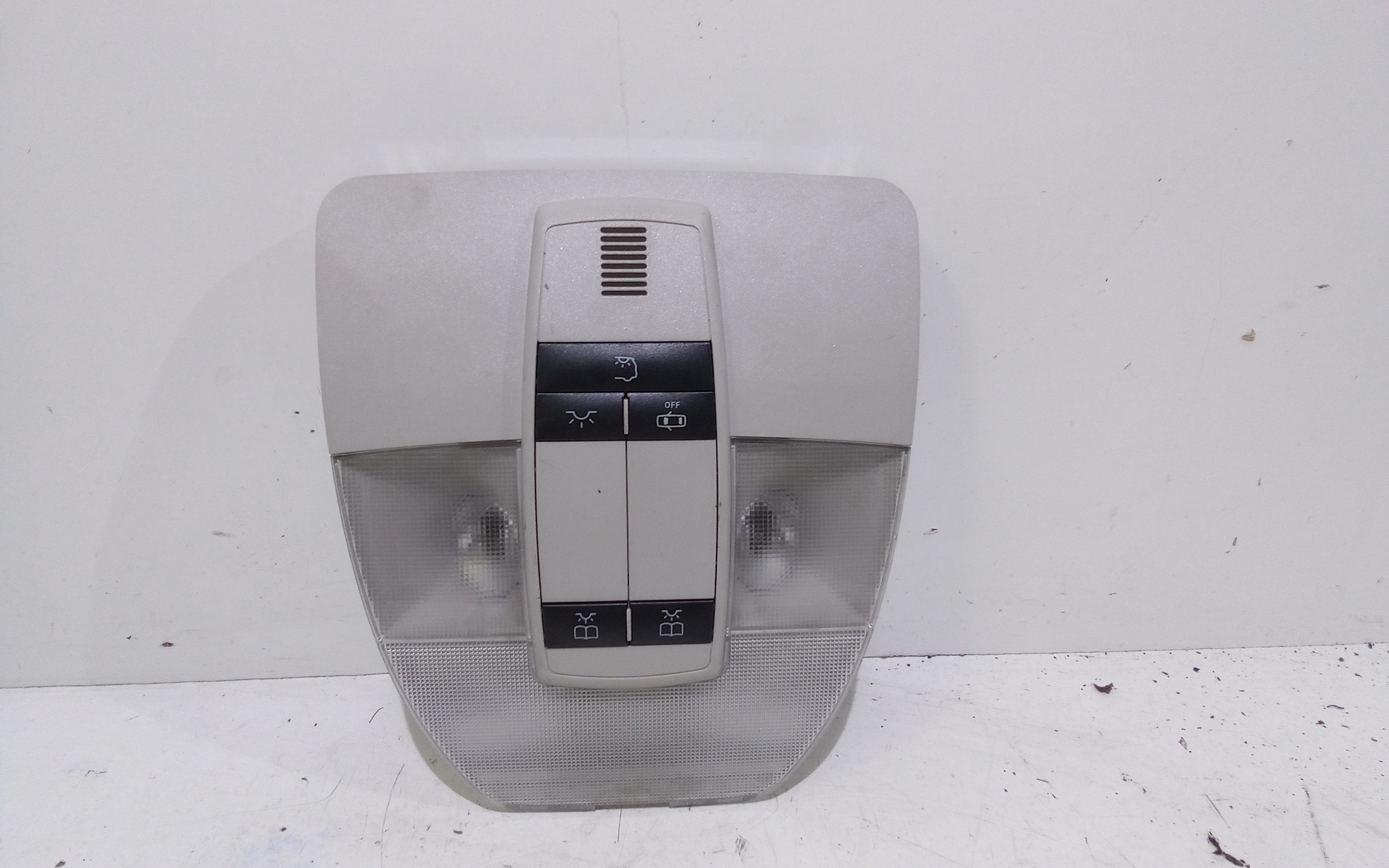 Luce Cortesia Ant. Tetto A16982000017H52 Usato