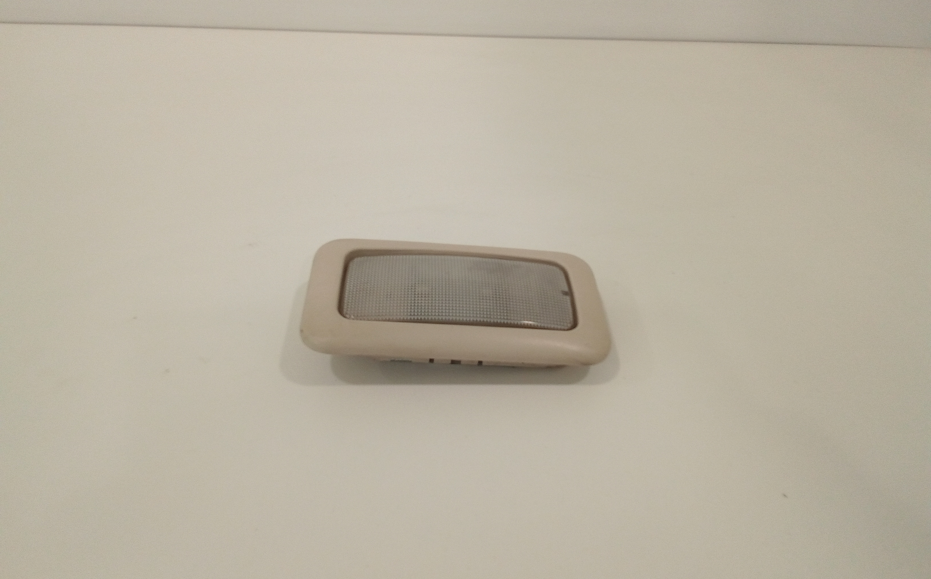 Luce Cortesia Ant. Tetto Usato