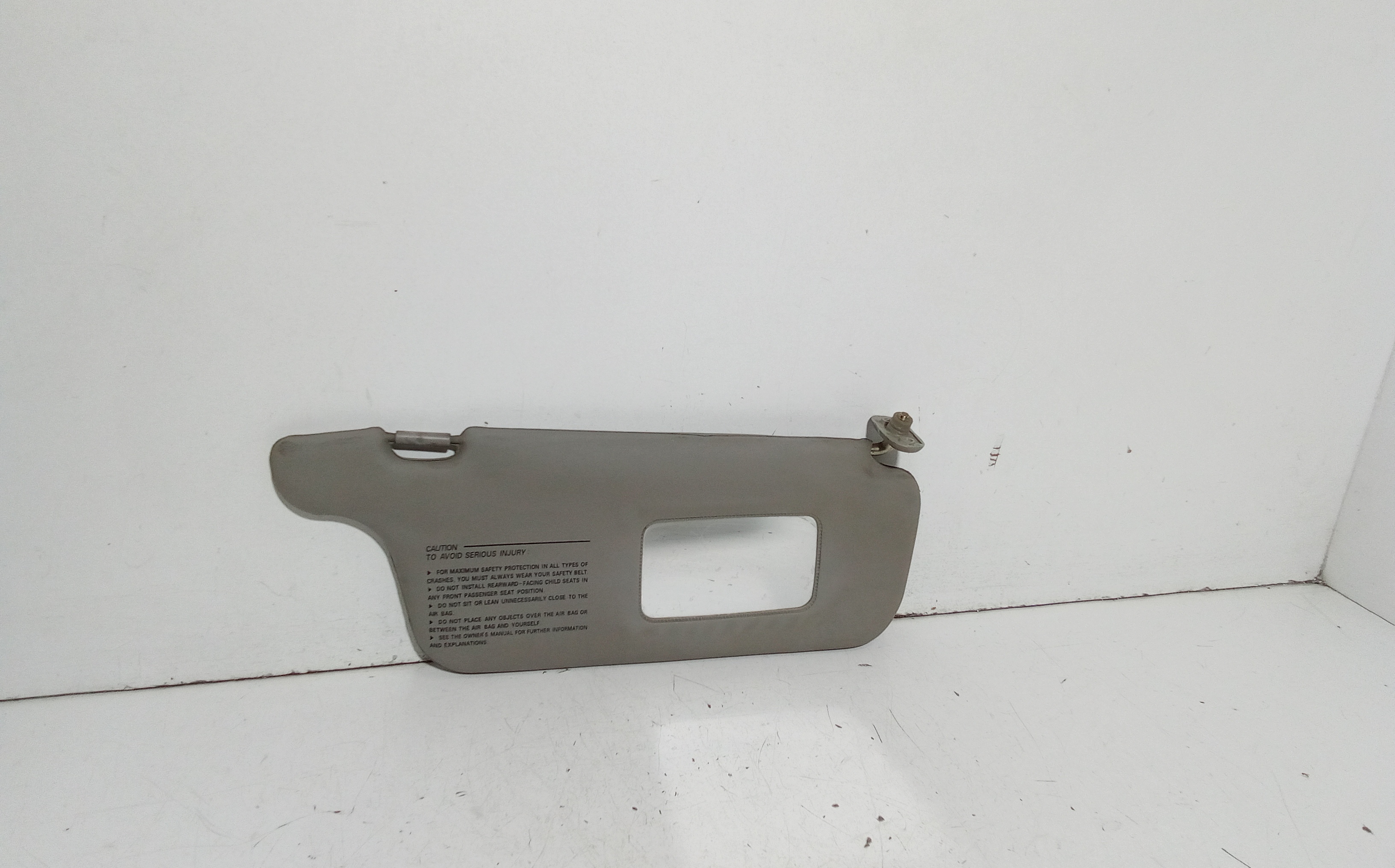 Aletta Parasole Parabrezza Destro 8520206000OBAS Usato