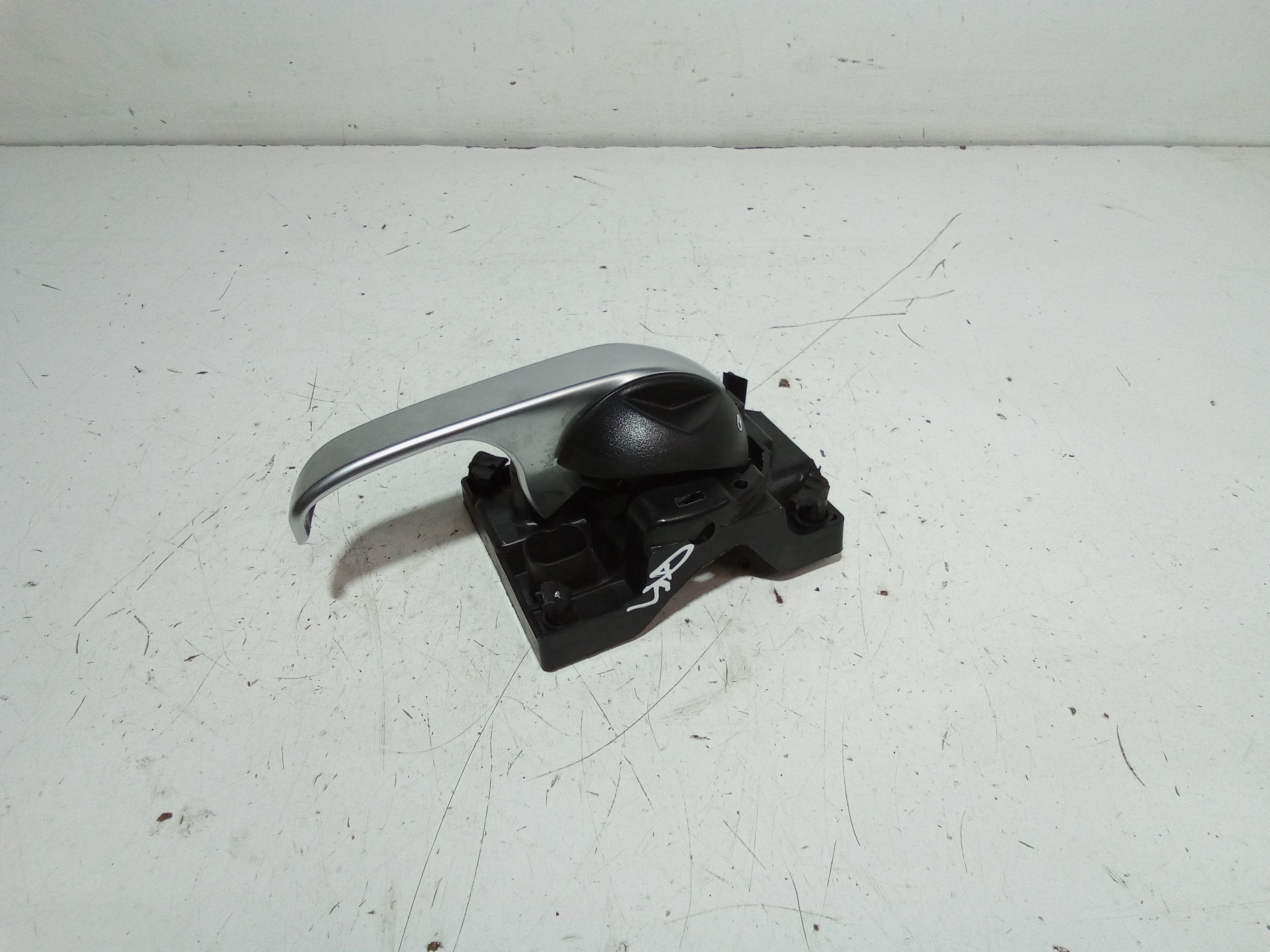 Maniglia Int. Apertura Porta Ant. Sinistro 735610512 Usato