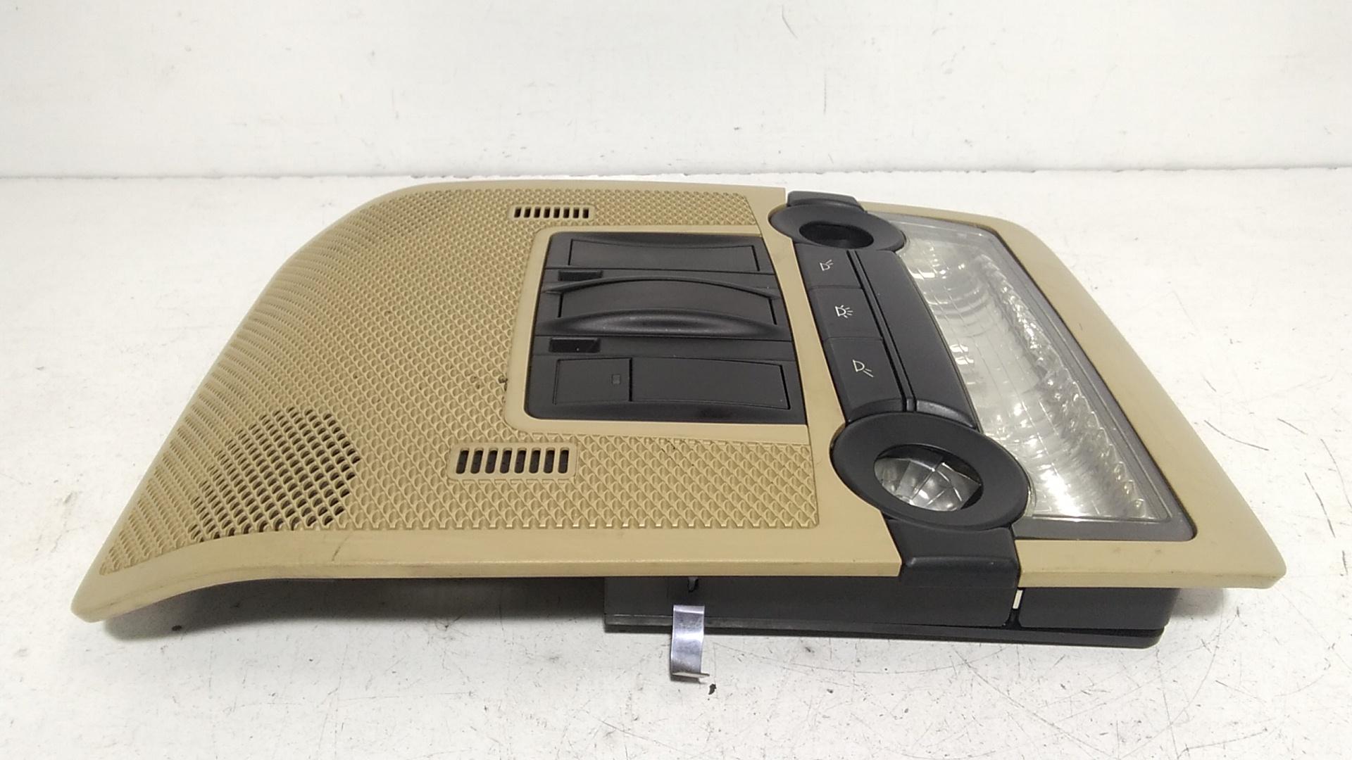 Luce Cortesia Ant. Tetto Usato