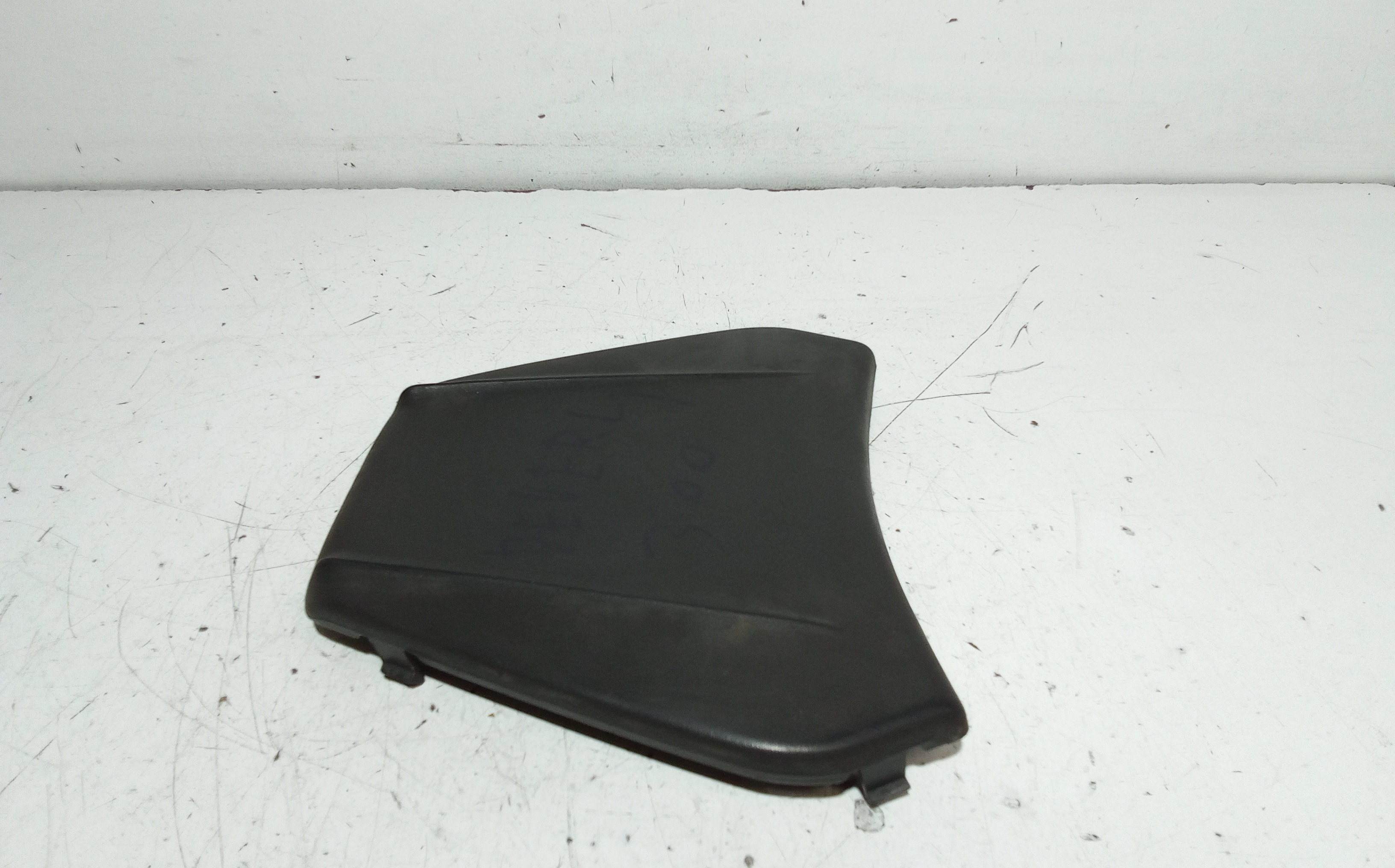 Coperchio Staffa Portapacchi Usato