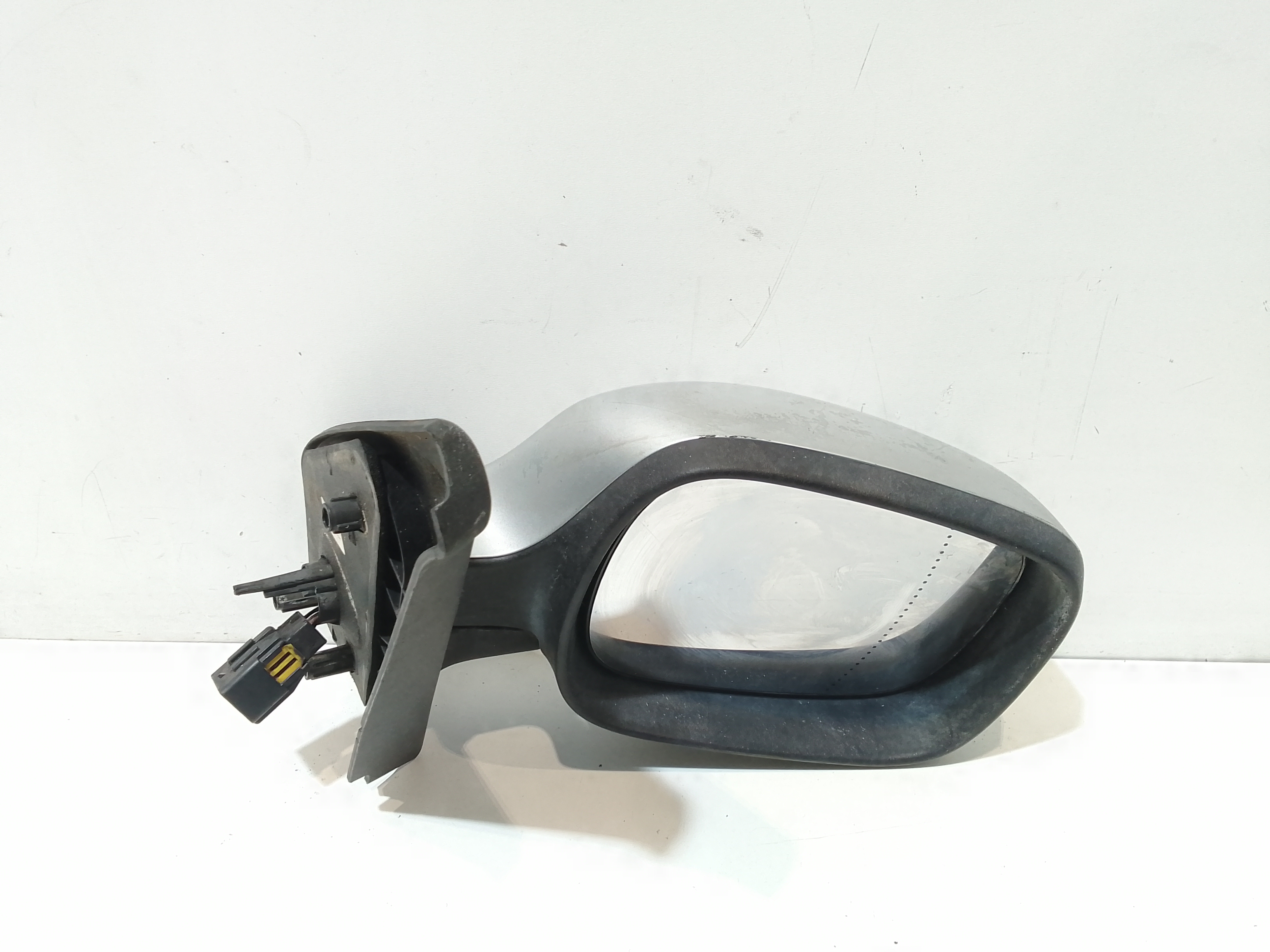 Retrovisore Est. Destro 7700304831 Usato