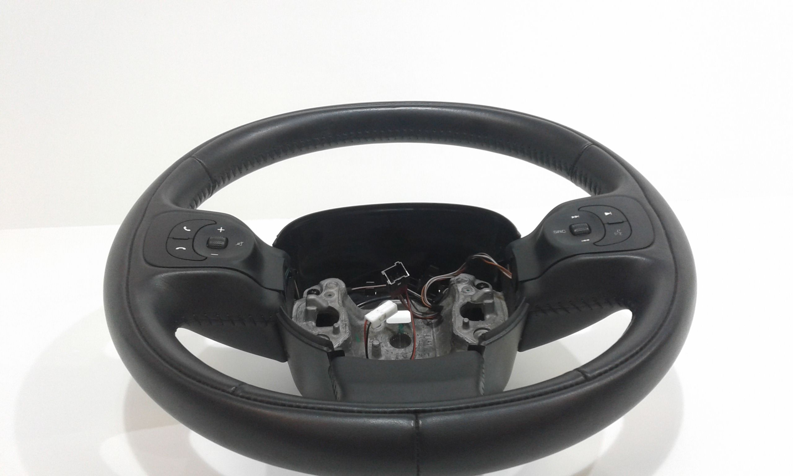 Volante 735560388 Usato