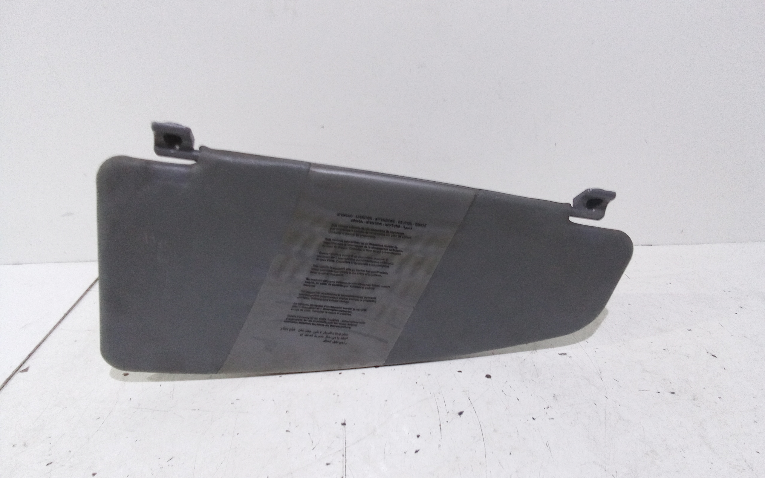 Aletta Parasole Parabrezza Sinistro 735294018 Usato