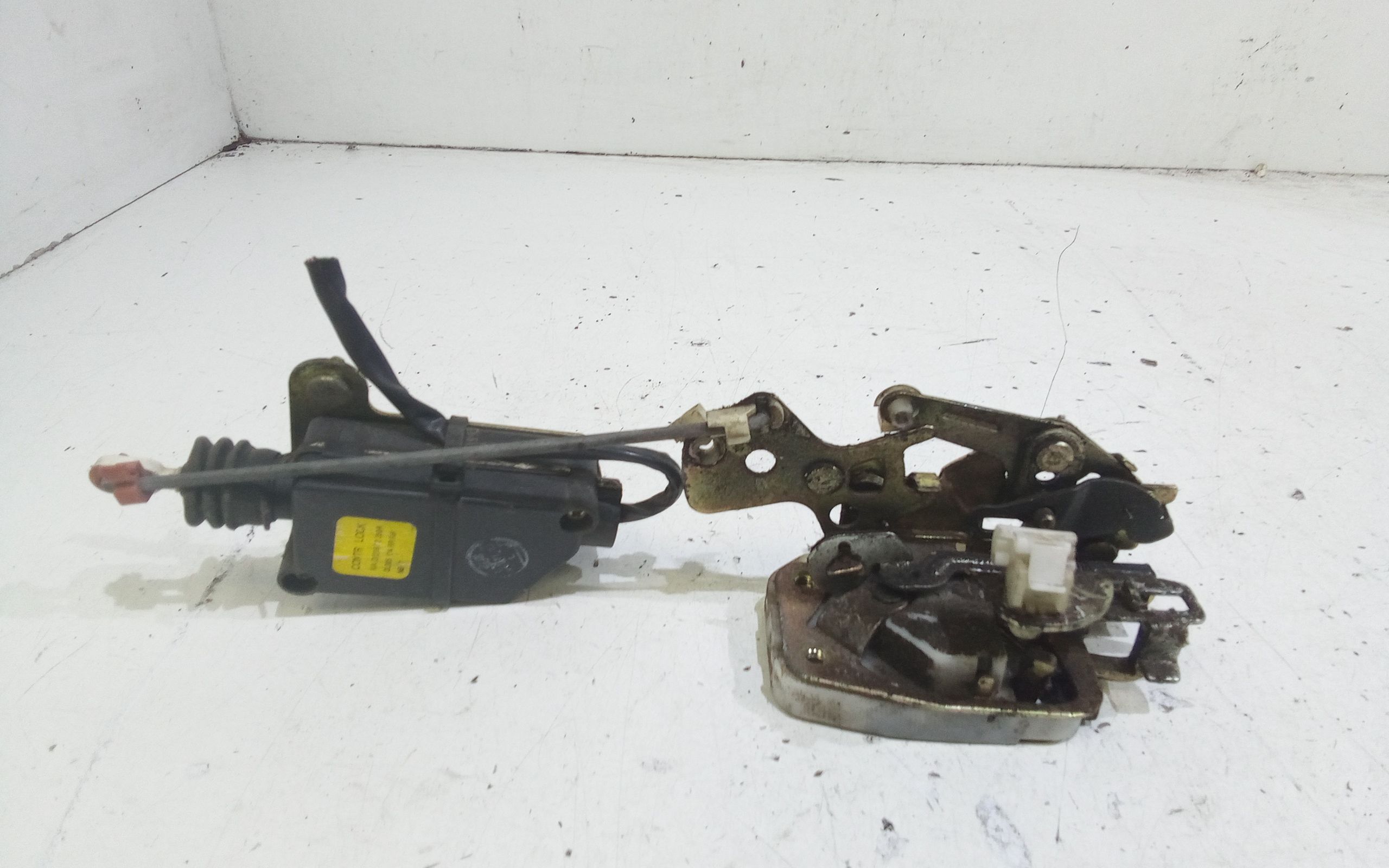 Serratura Porta Post. Destro Usato