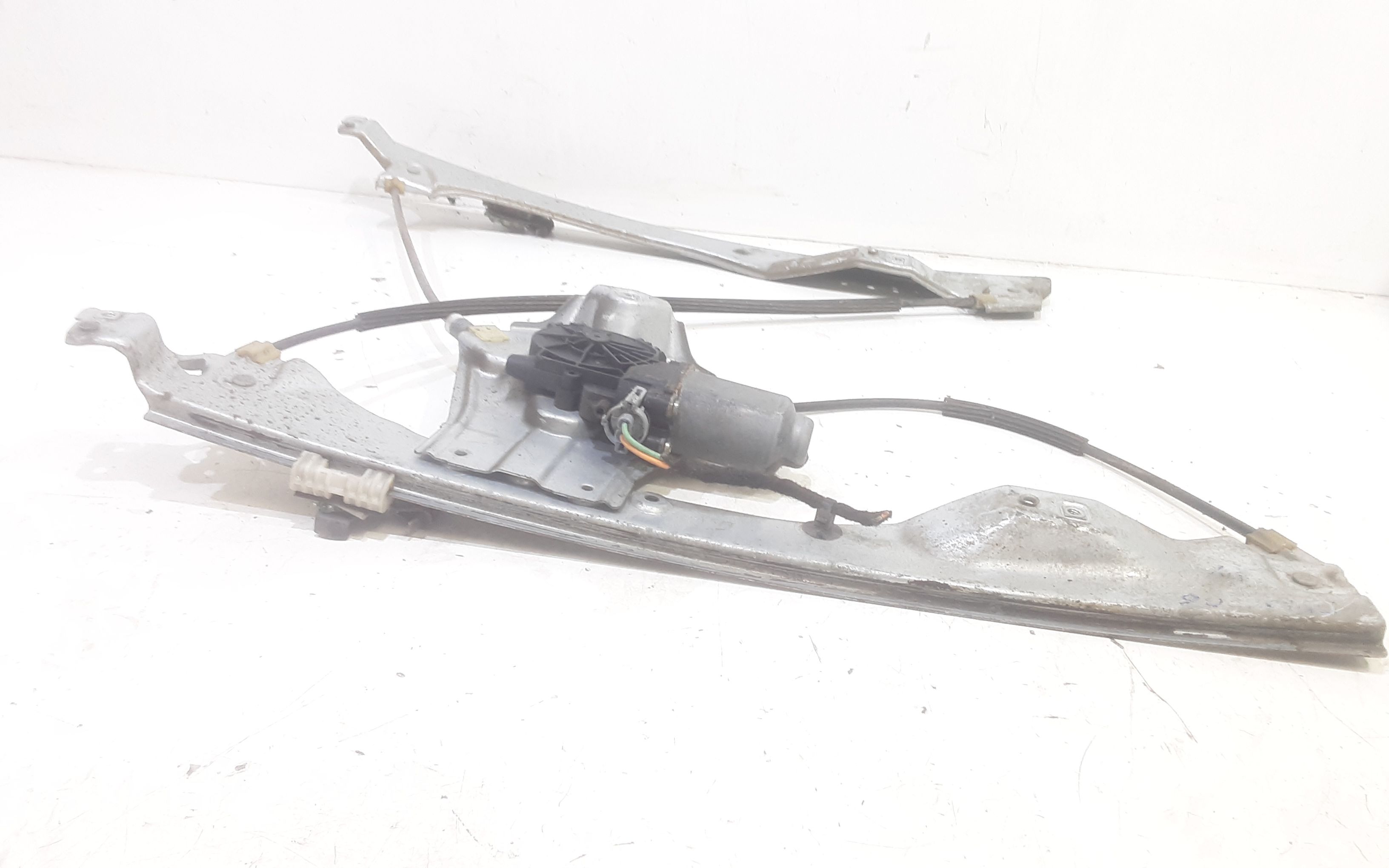 Alzacristallo Porta Ant. Destro 8200291628 Usato