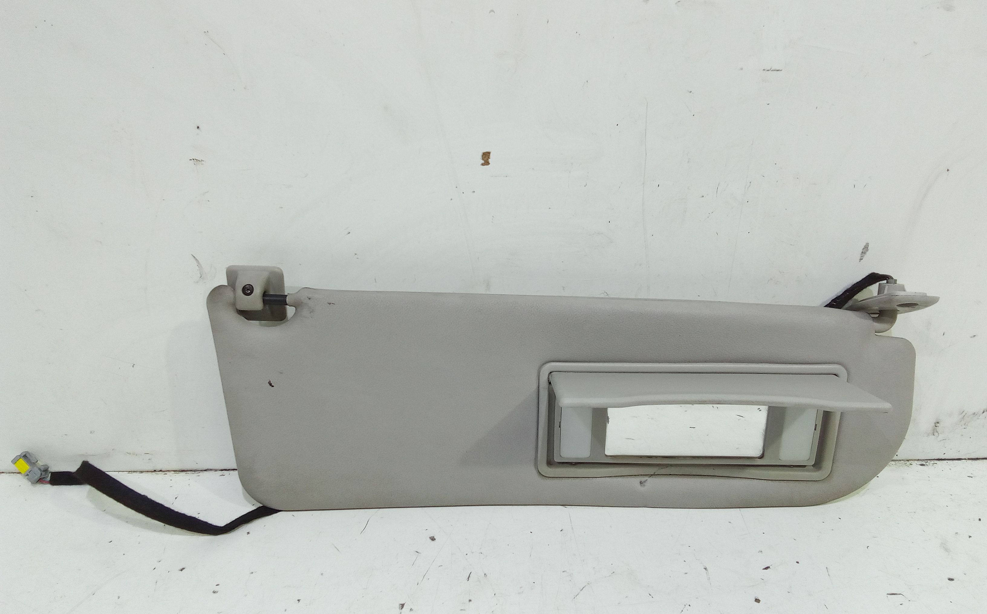 Aletta Parasole Parabrezza Destro Usato