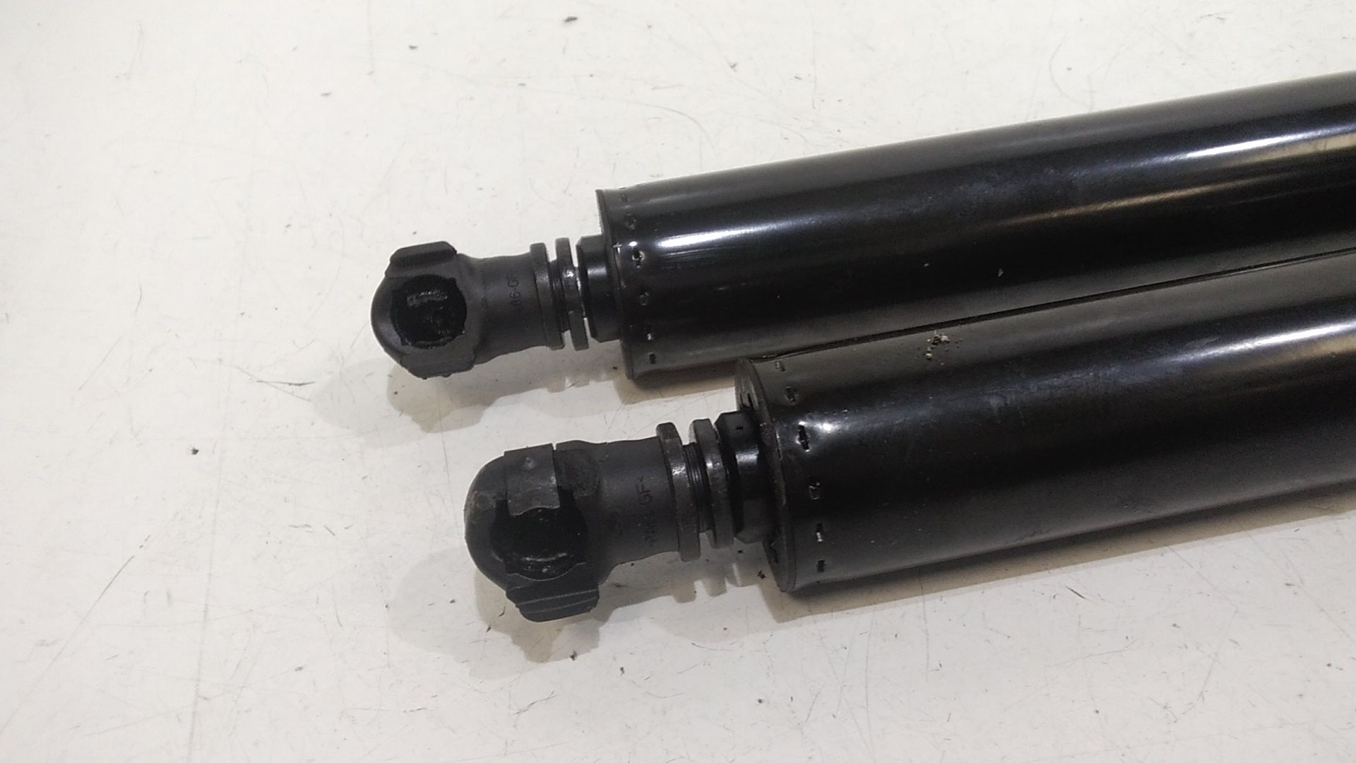 Cerniera Cofano Post. Destro Usato