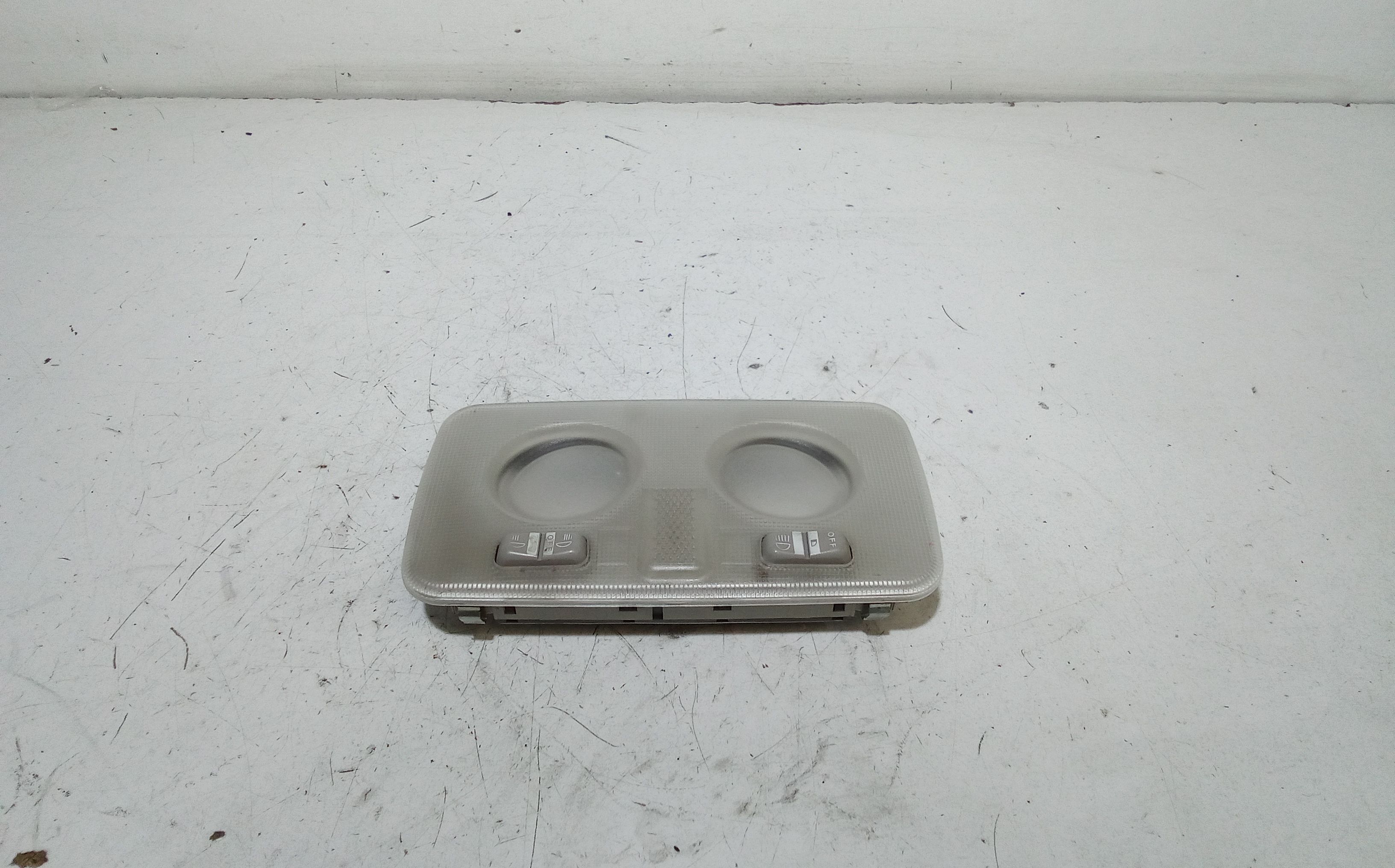 Luce Cortesia Ant. Tetto 735413383 Usato