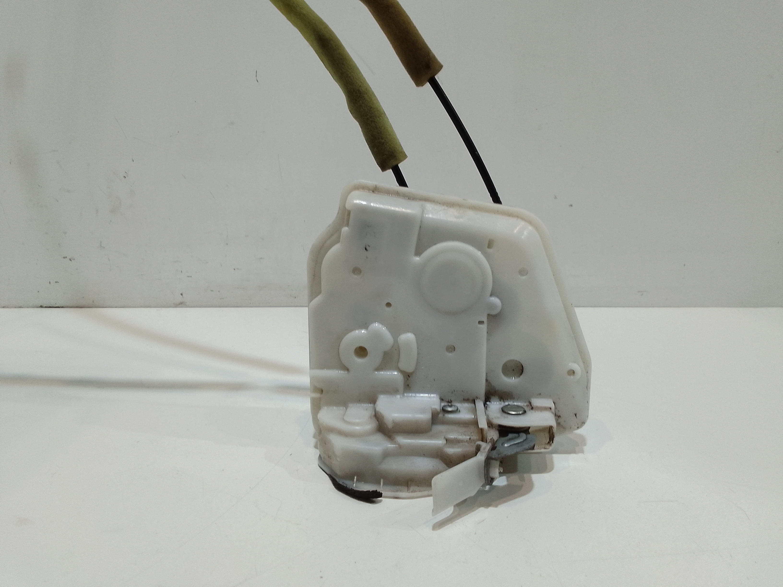 Serratura Porta Post. Destro KD4772310 Usato