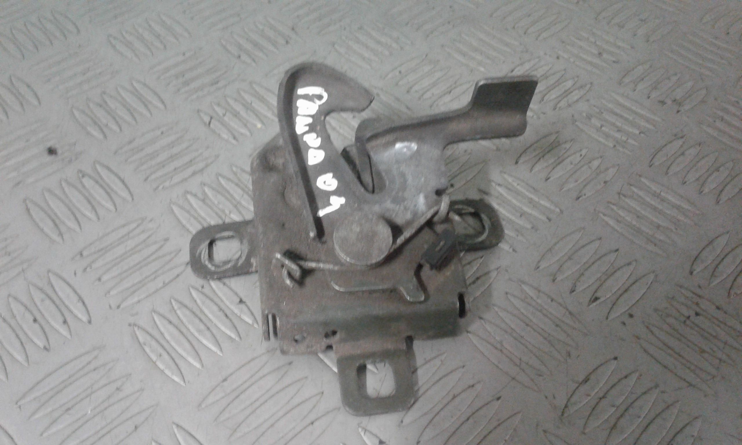 Serratura Cofano Ant. 51899012 Usato