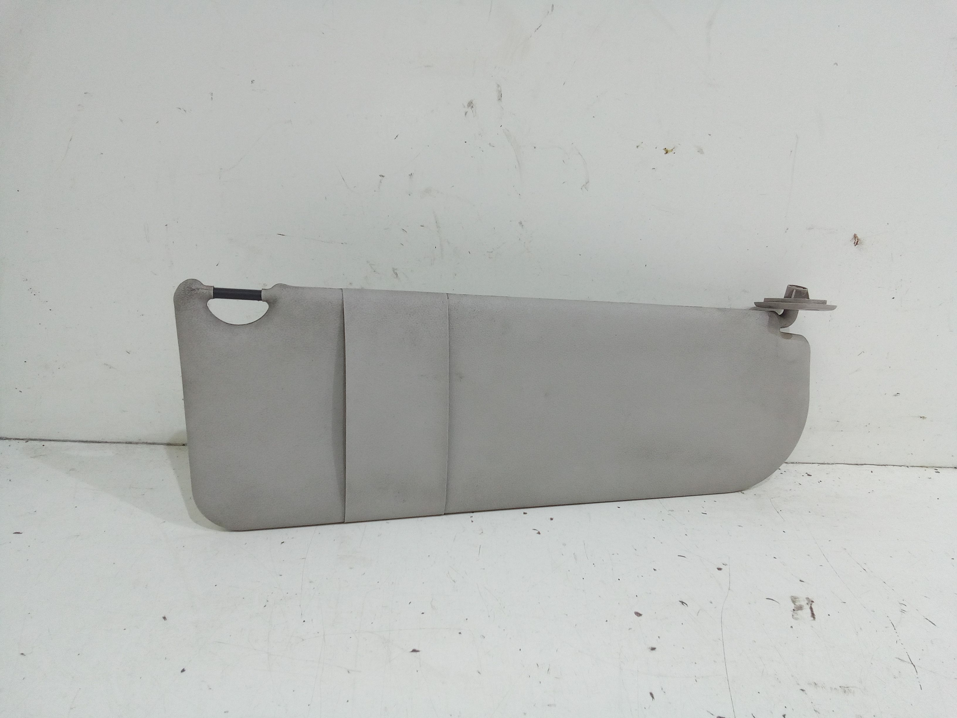 Aletta Parasole Parabrezza Destro 9467004877 Usato