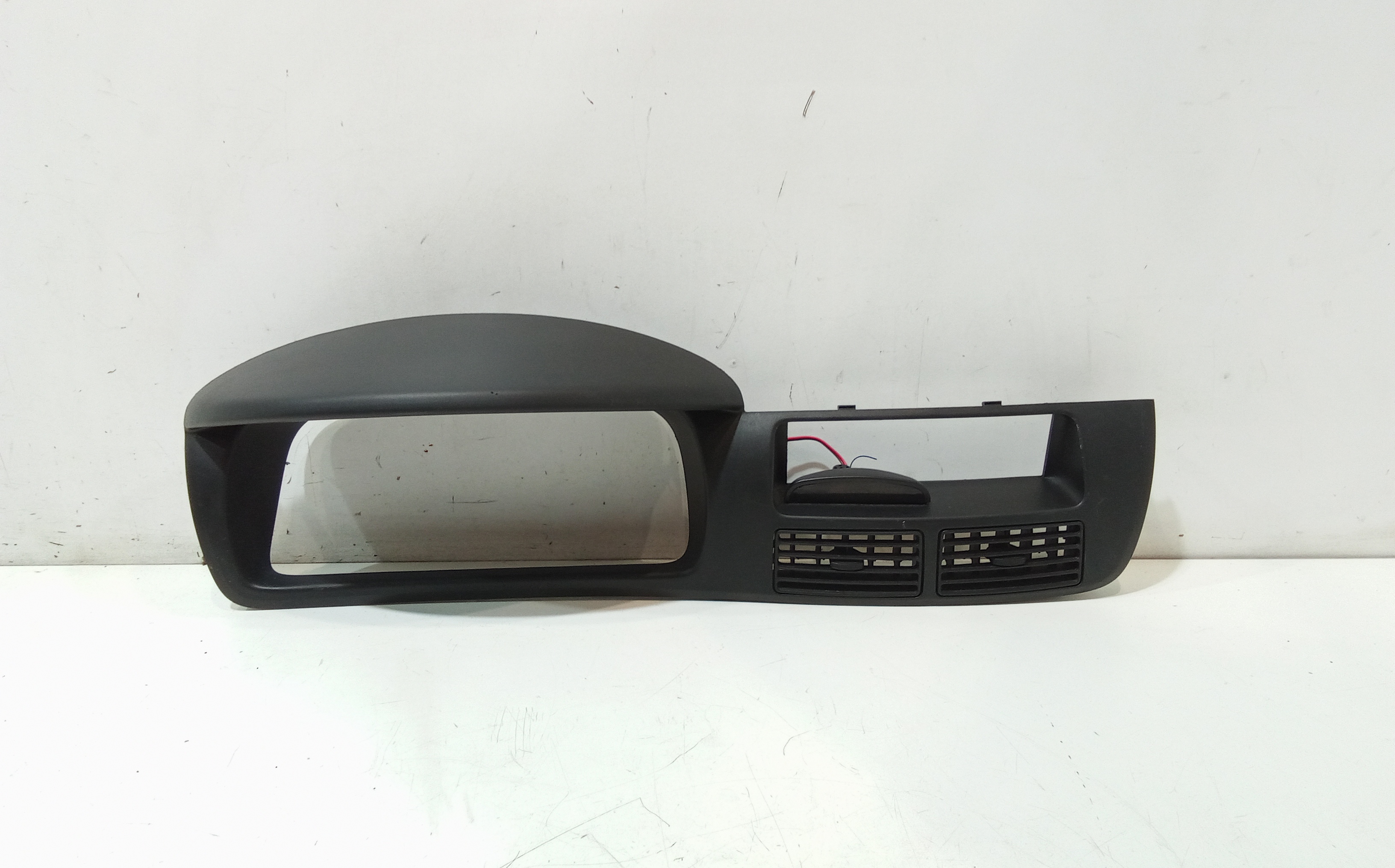 Cornice Portastrumenti Usato