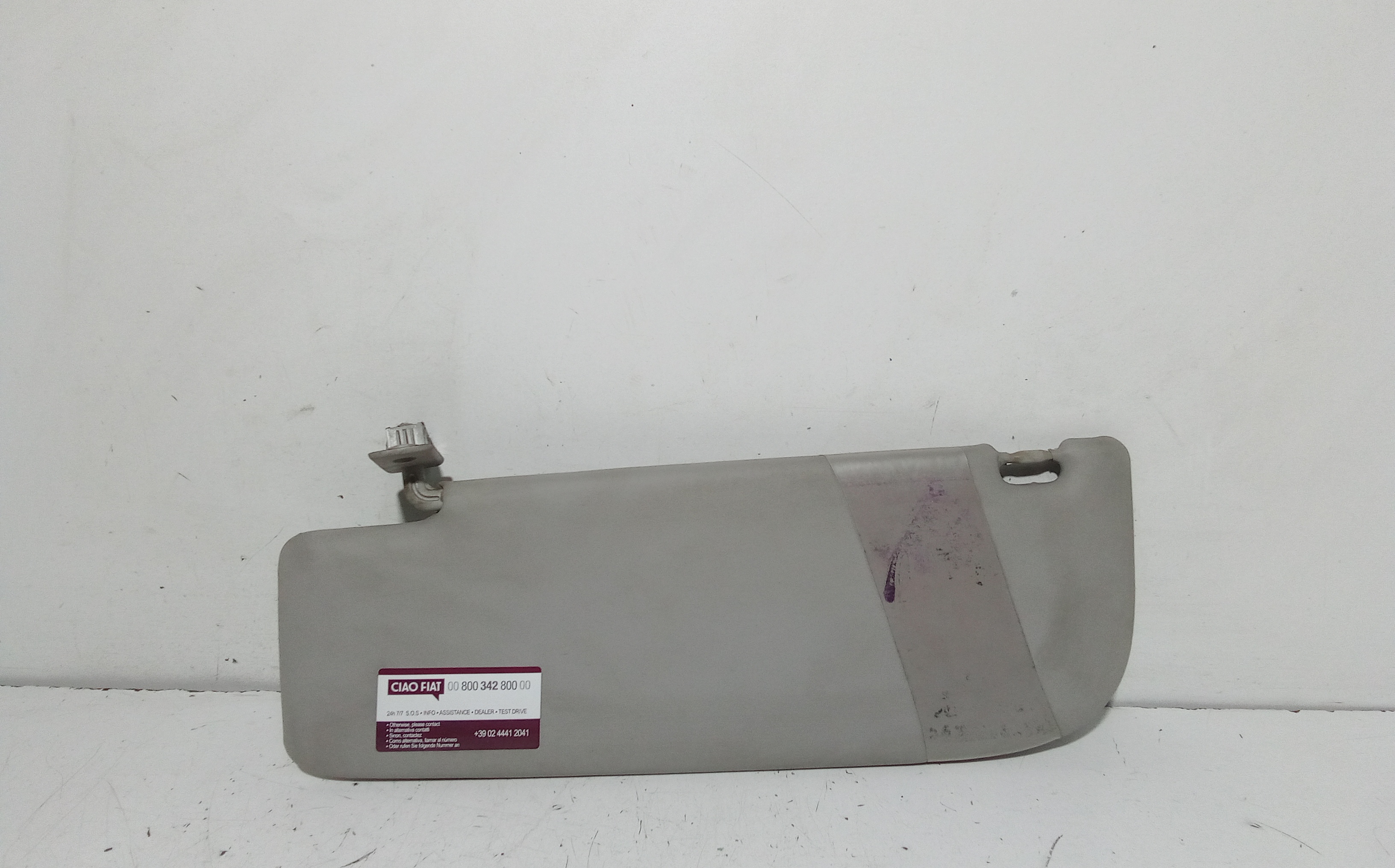 Aletta Parasole Parabrezza Sinistro 735733806 Usato