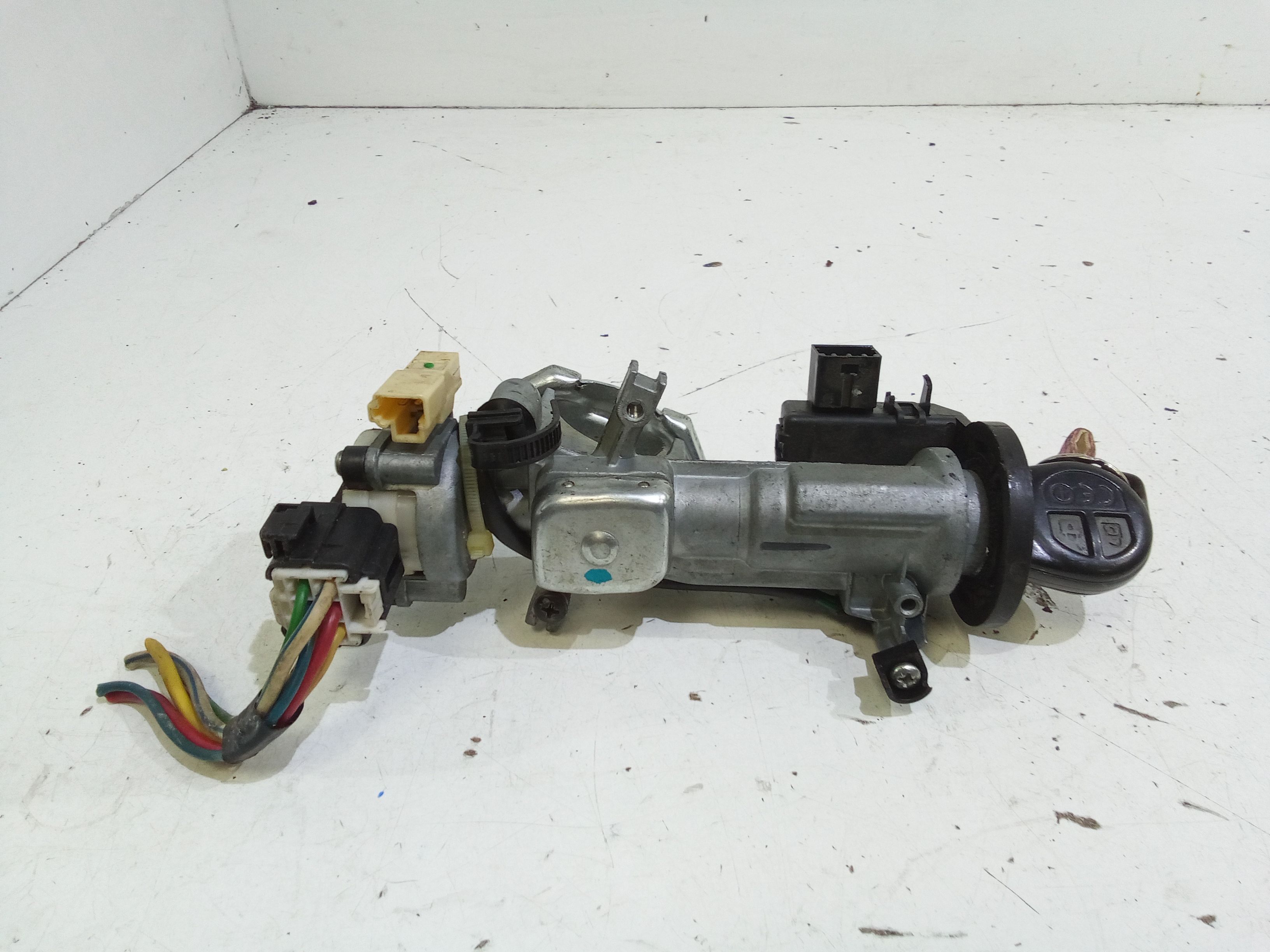 Commutatore Avviamento Con Cilindretti Serrature Usato