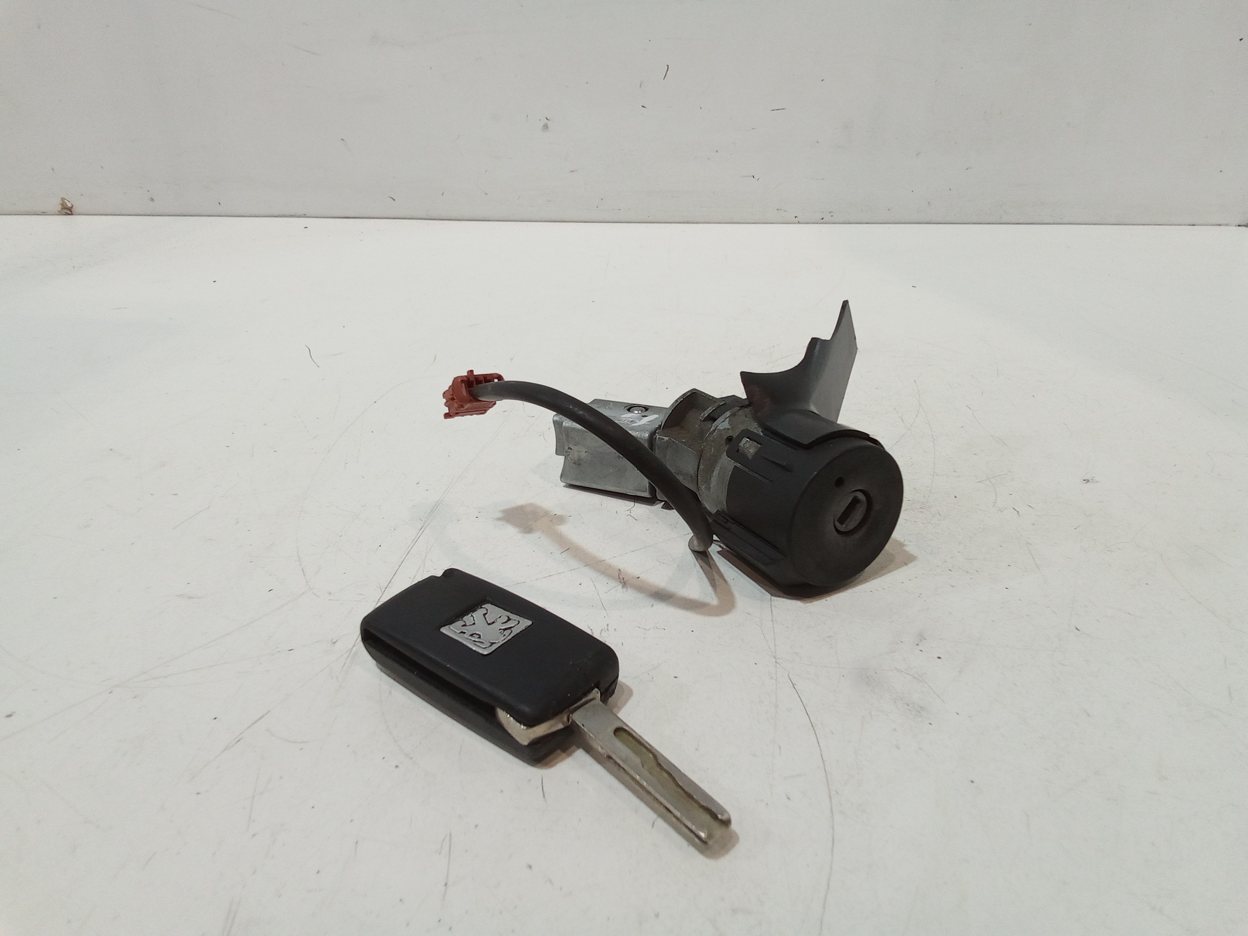 Commutatore Avviamento Con Cilindretti Serrature Usato