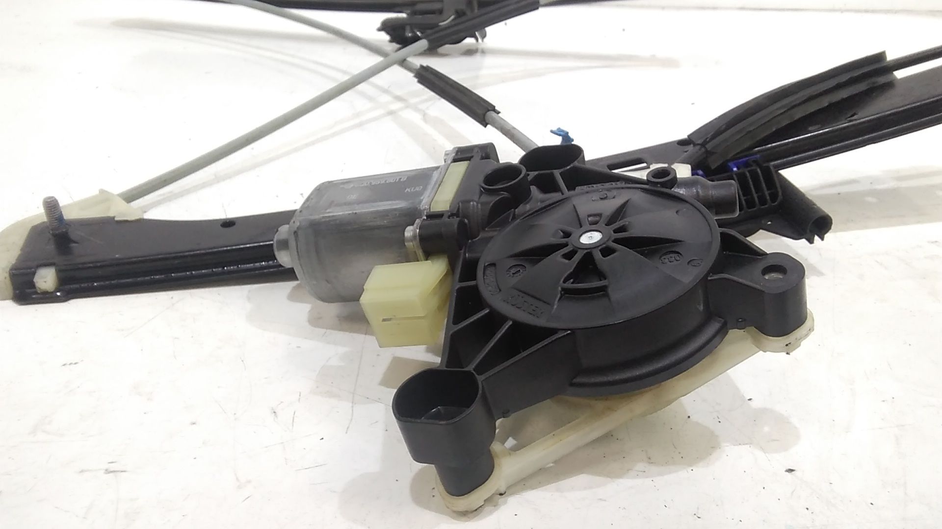 Alzacristallo Porta Ant. Destro Usato