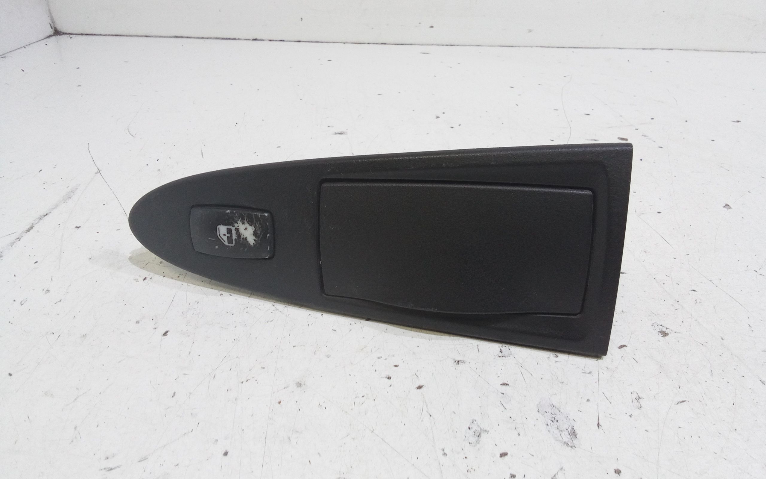 Interruttore Alzacristalli Porta Ant. Destro 735398866 Usato