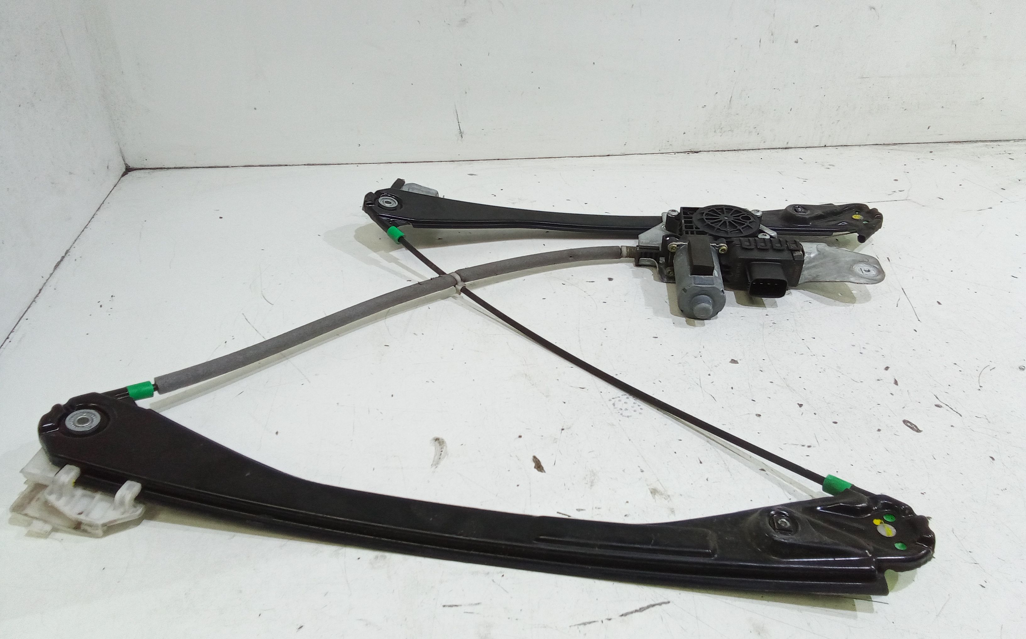 Alzacristallo Porta Ant. Sinistro Usato